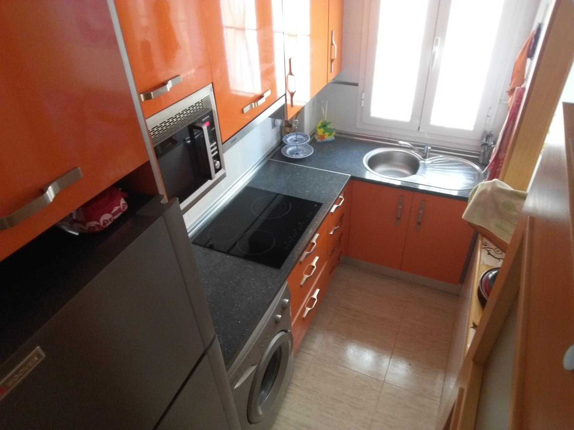 SE ALQUILA APARTAMENTO EN EL TOYO TEMPORADA ESCOLAR