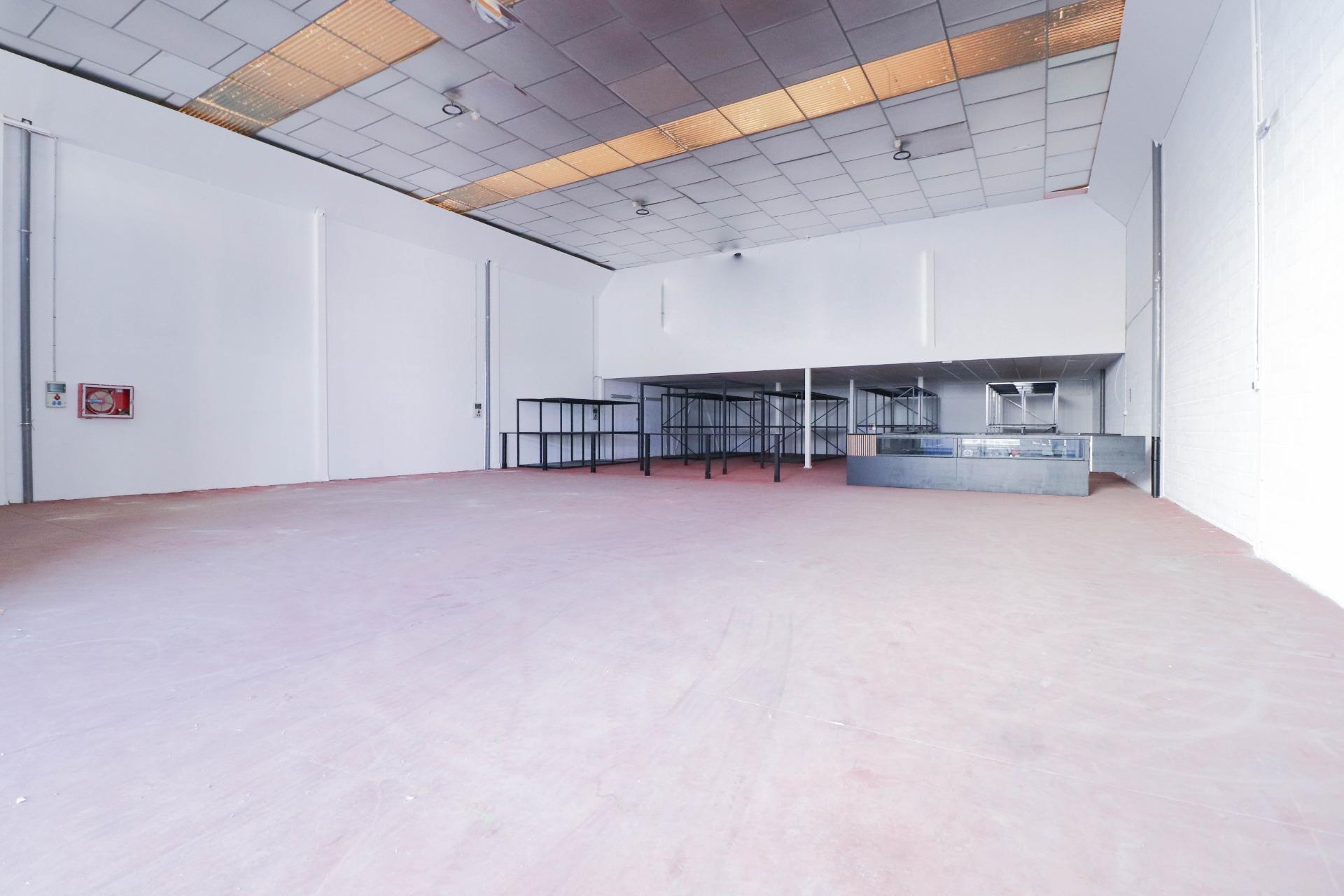 Nave industrial en venta en Huércal de Almería – Polígono de La Juaida