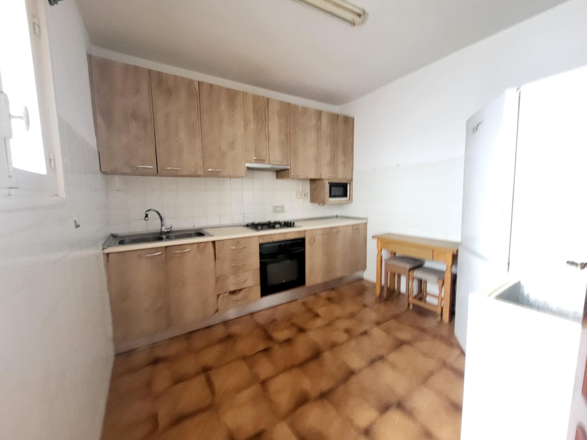 SE VENDE PISO EN ZONA FEDERICO GARCIA LORCA CERCA DE LA SALLE