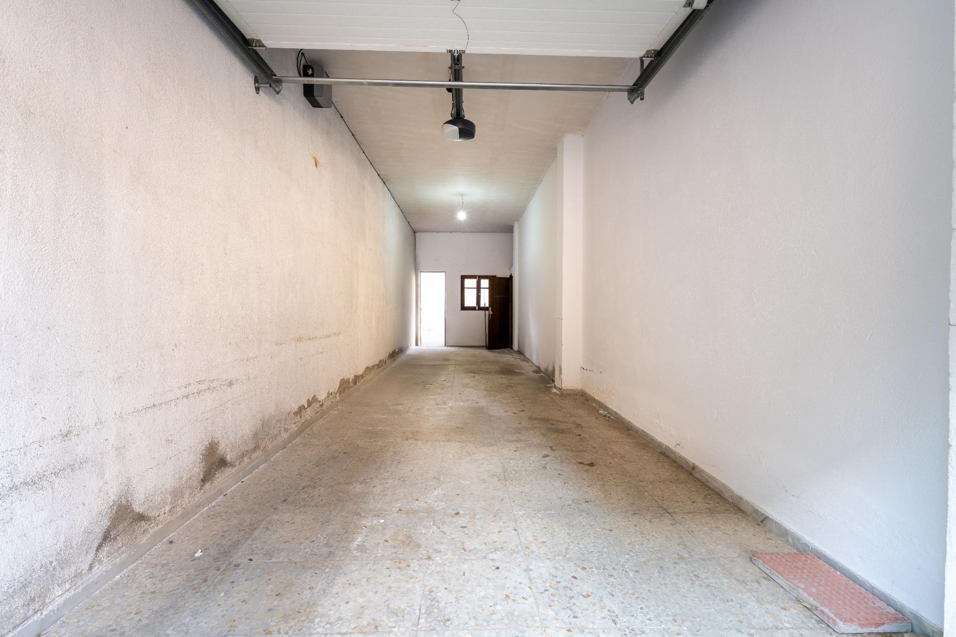Se vende Local o Garaje en Almería