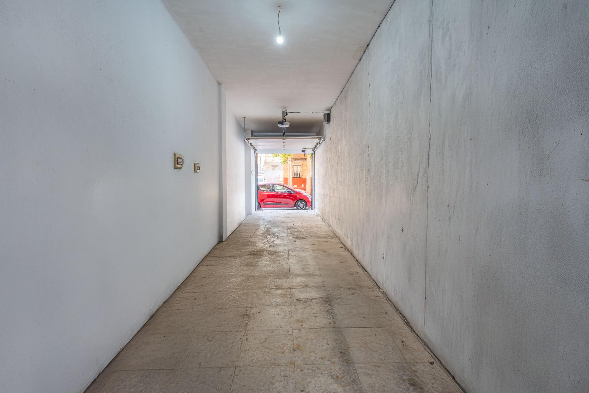 Se vende Local o Garaje en Almería