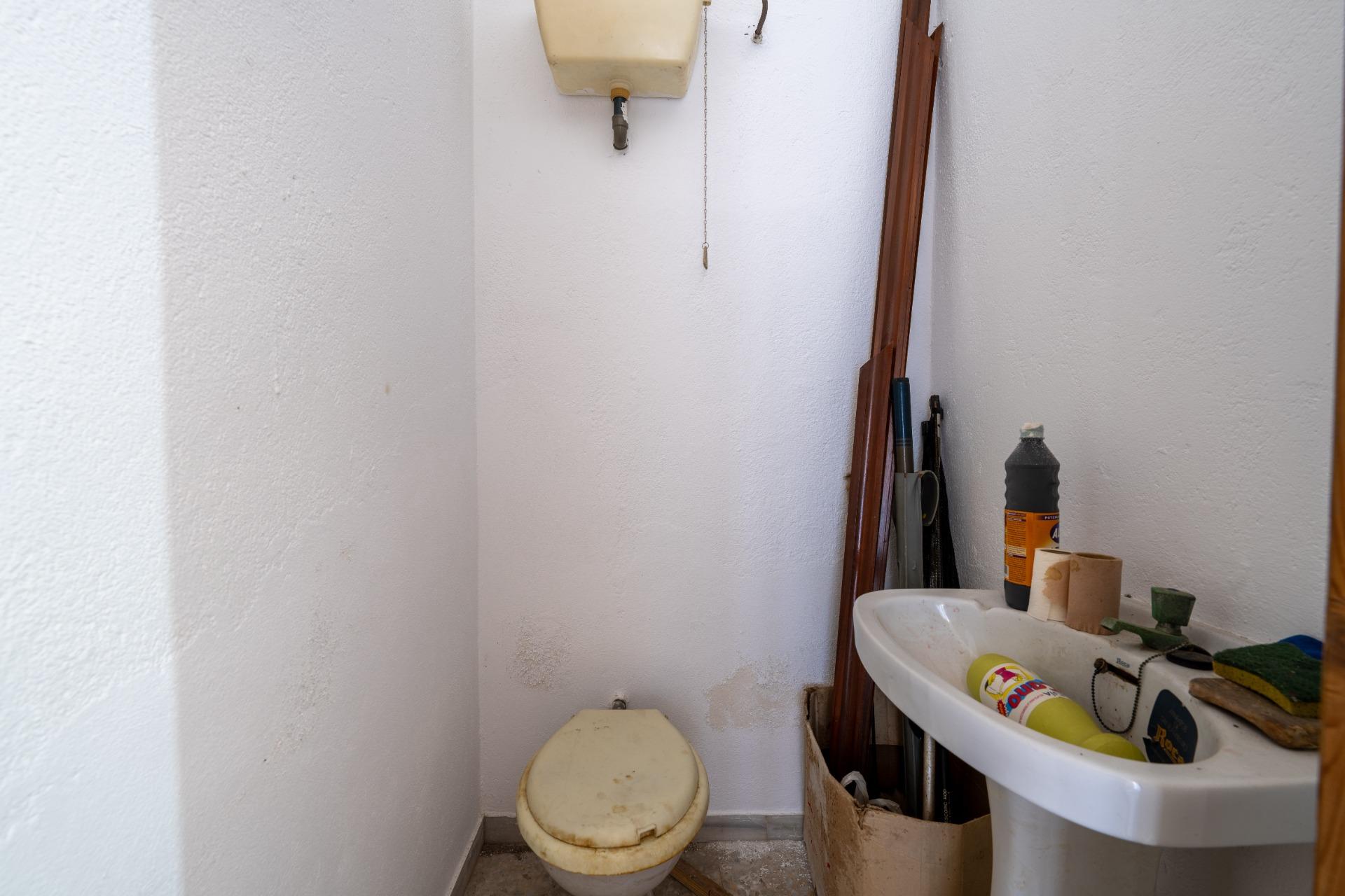 Se vende Local o Garaje en Almería