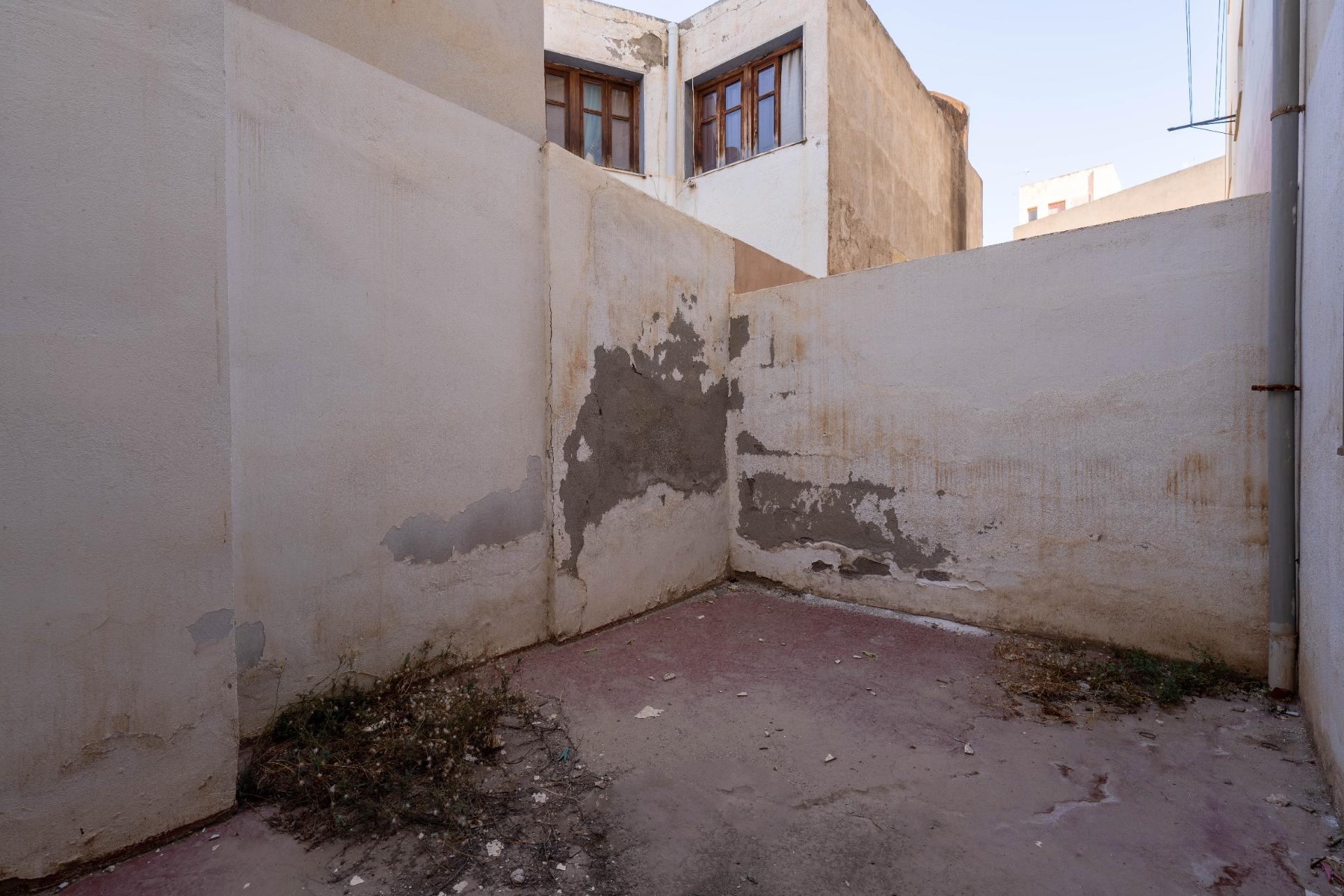 Se vende Local o Garaje en Almería