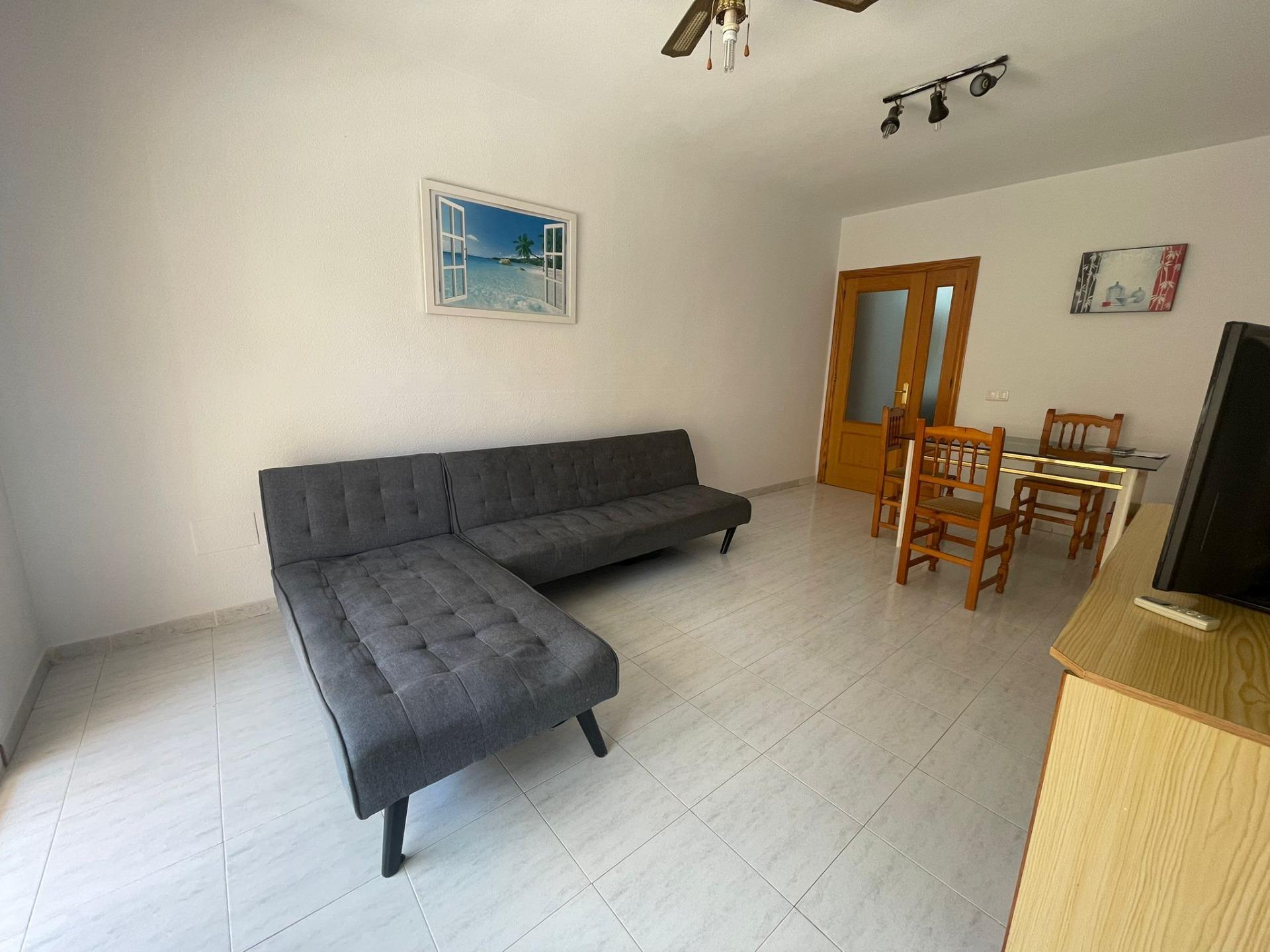 ESPECTACULAR Piso de 2 habitaciones cerca de la playa.