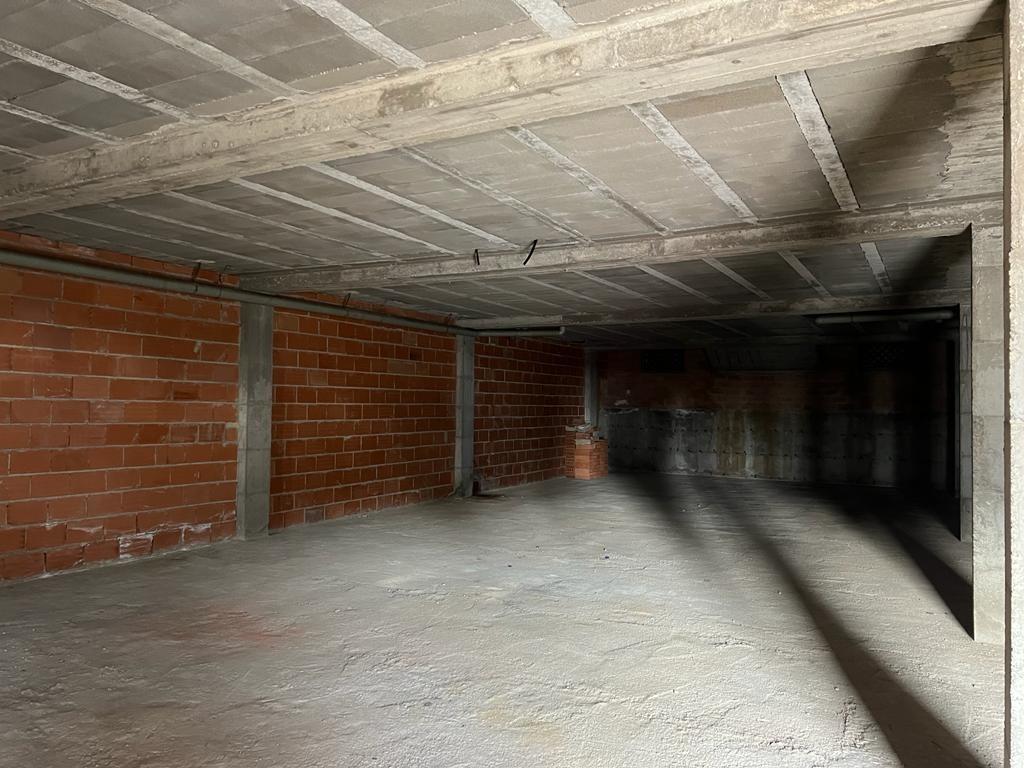 LOCAL COMERCIAL EN PRIMERA LINEA