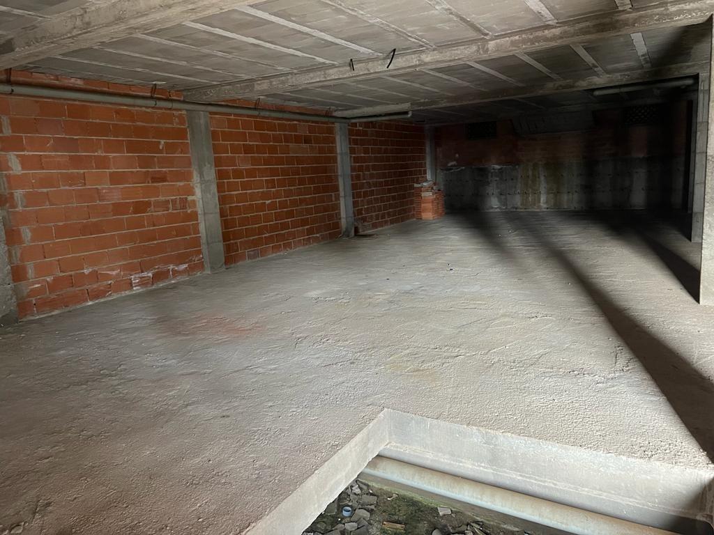 LOCAL COMERCIAL EN PRIMERA LINEA