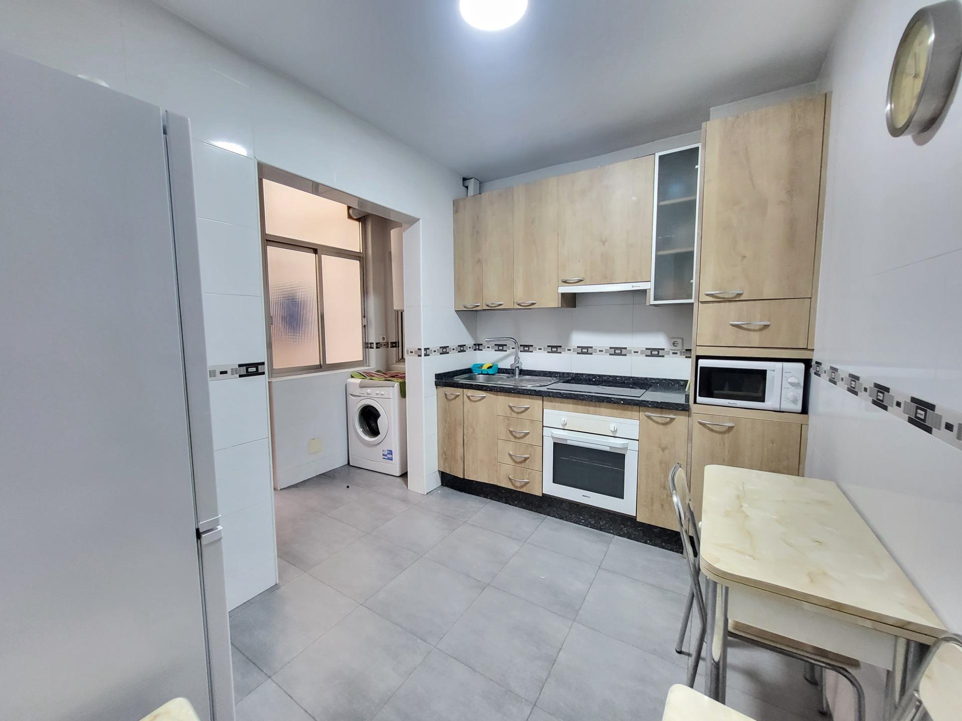 SE ALQUILA VIVIENDA DE 4 HABITACIONES PARA TEMPORADA ESCOLAR