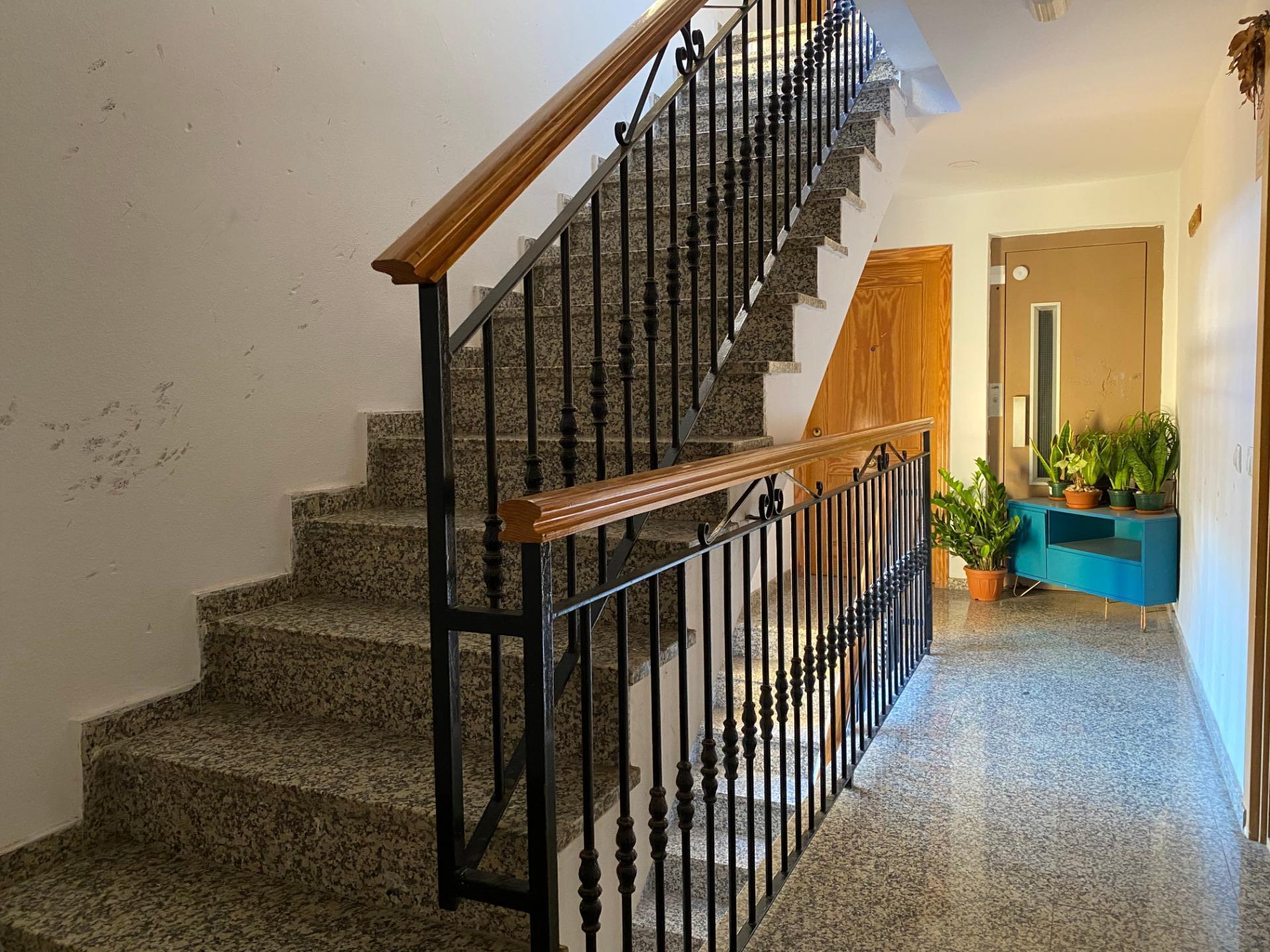 PISO DE ALQUILER EN LA GANGOSA (VICAR)
