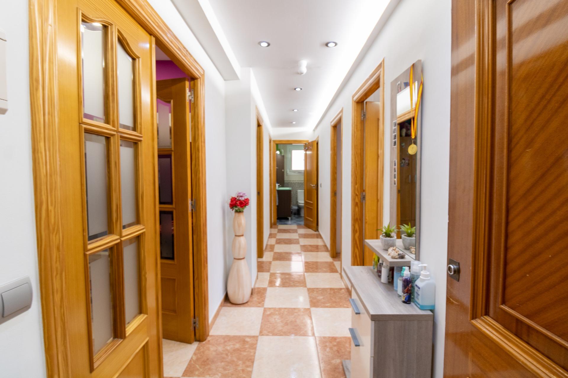 PISO EN BENAHADUX