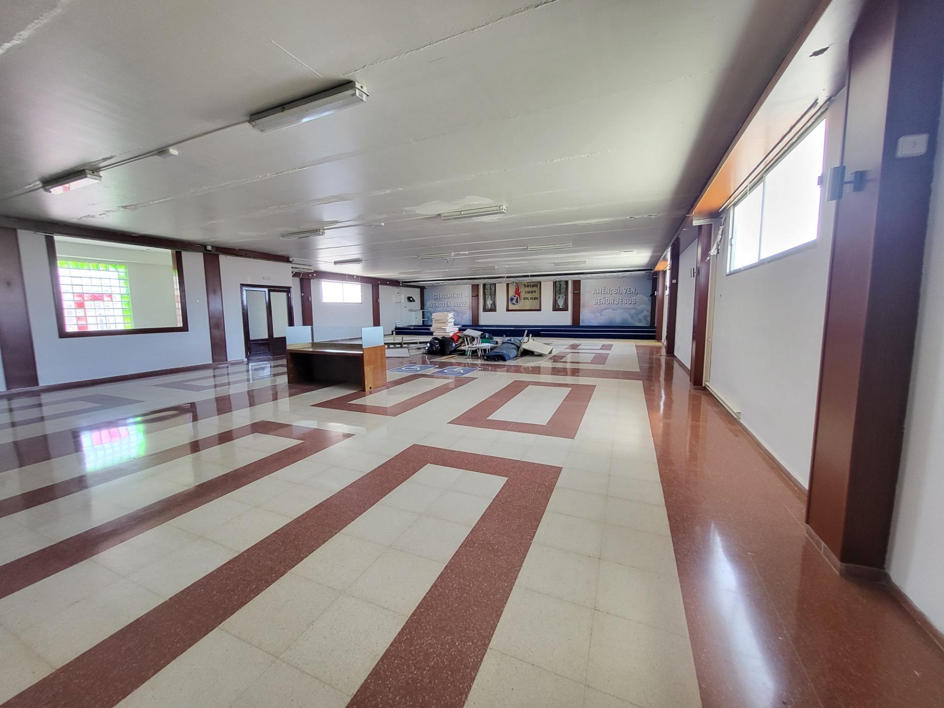 SE ALQUILA LOCAL EN 1 PLANTA EN ALMERIA CAPITAL