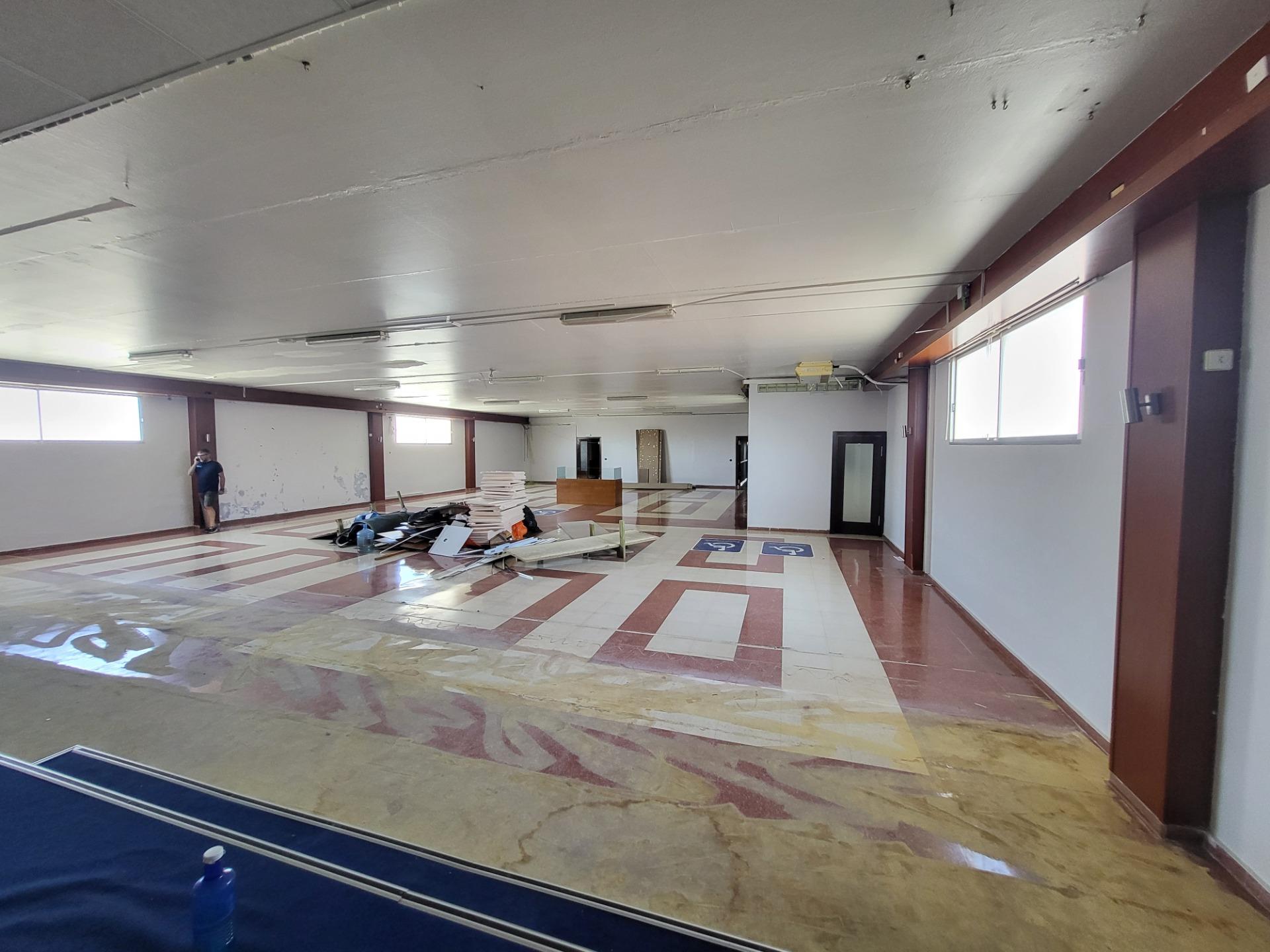 SE ALQUILA LOCAL EN 1 PLANTA EN ALMERIA CAPITAL