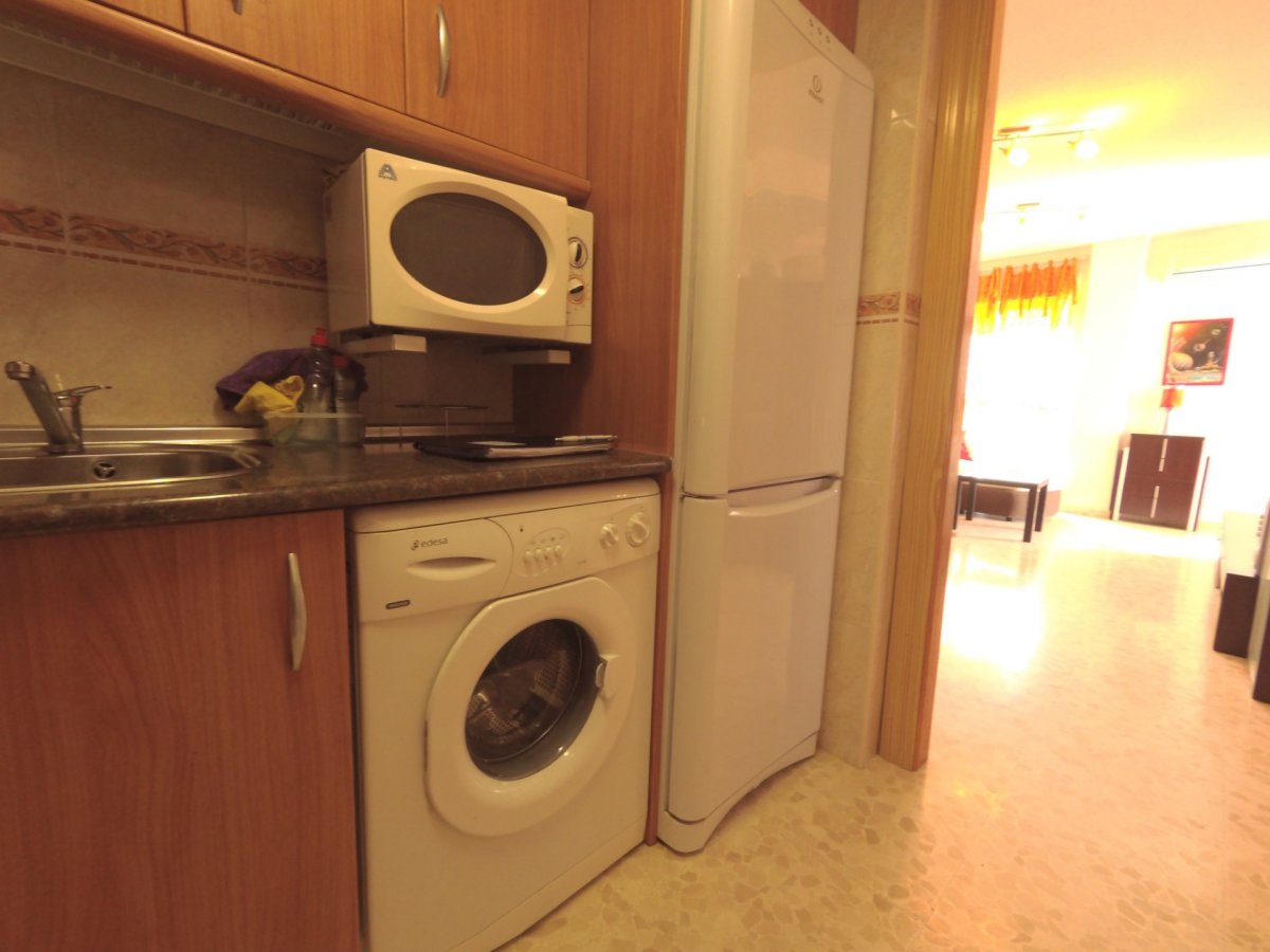 A LA VENTA ACOGEDOR PISO DE 2 HABITACIONES