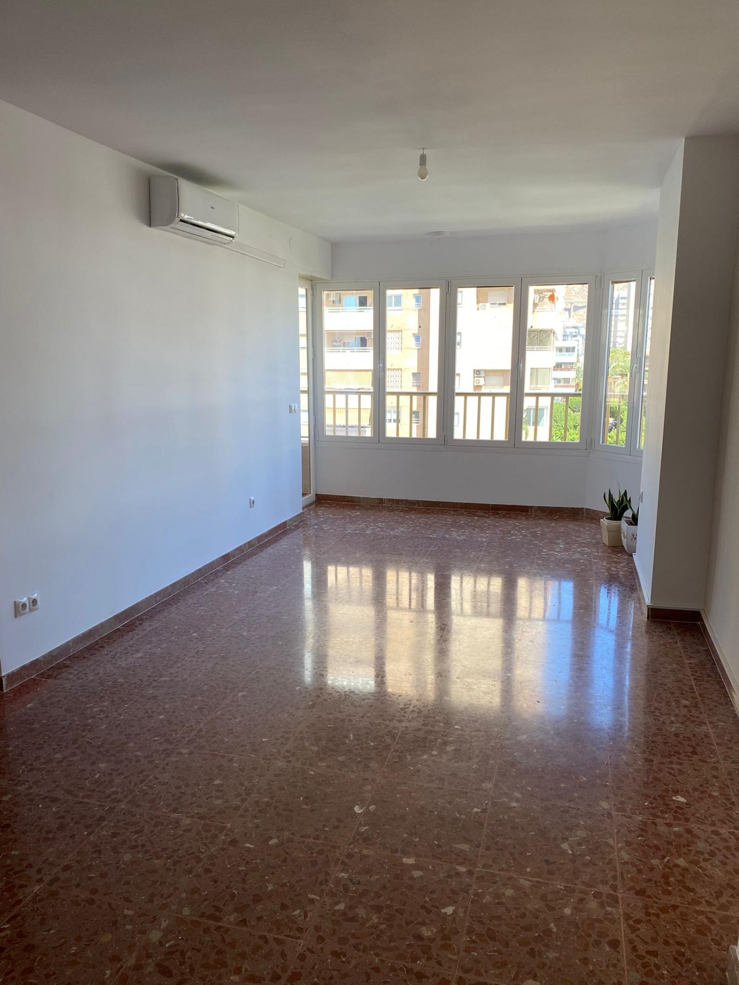 3 DORMITORIOS + GARAJE EN ALQUILER EN AGUADULCE SUR