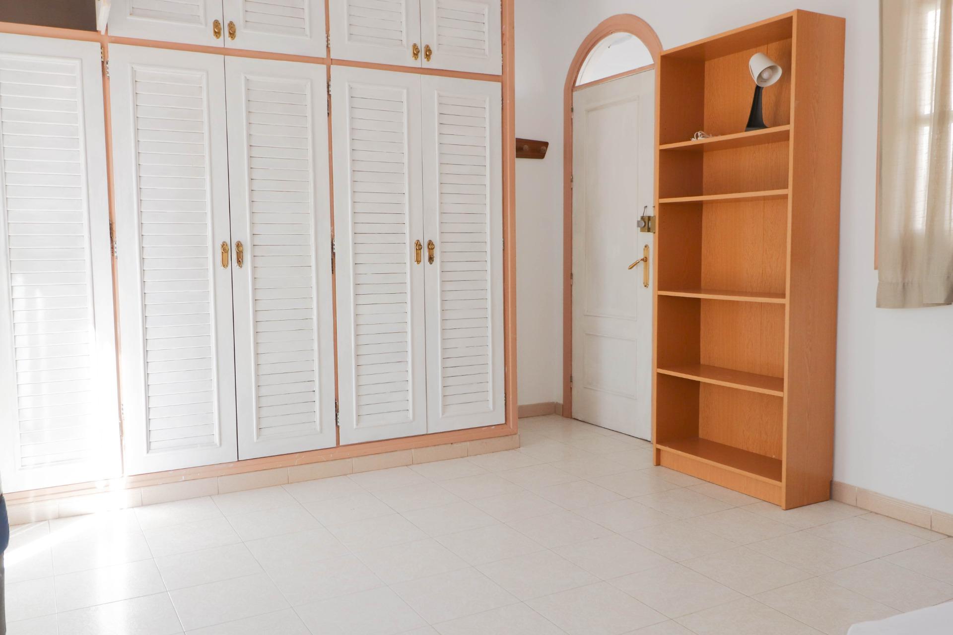 ALQUILER DE HABITACIONES PARA TEMPORADA ESCOLAR CERCA DEL ANFITEATRO ALMERIA