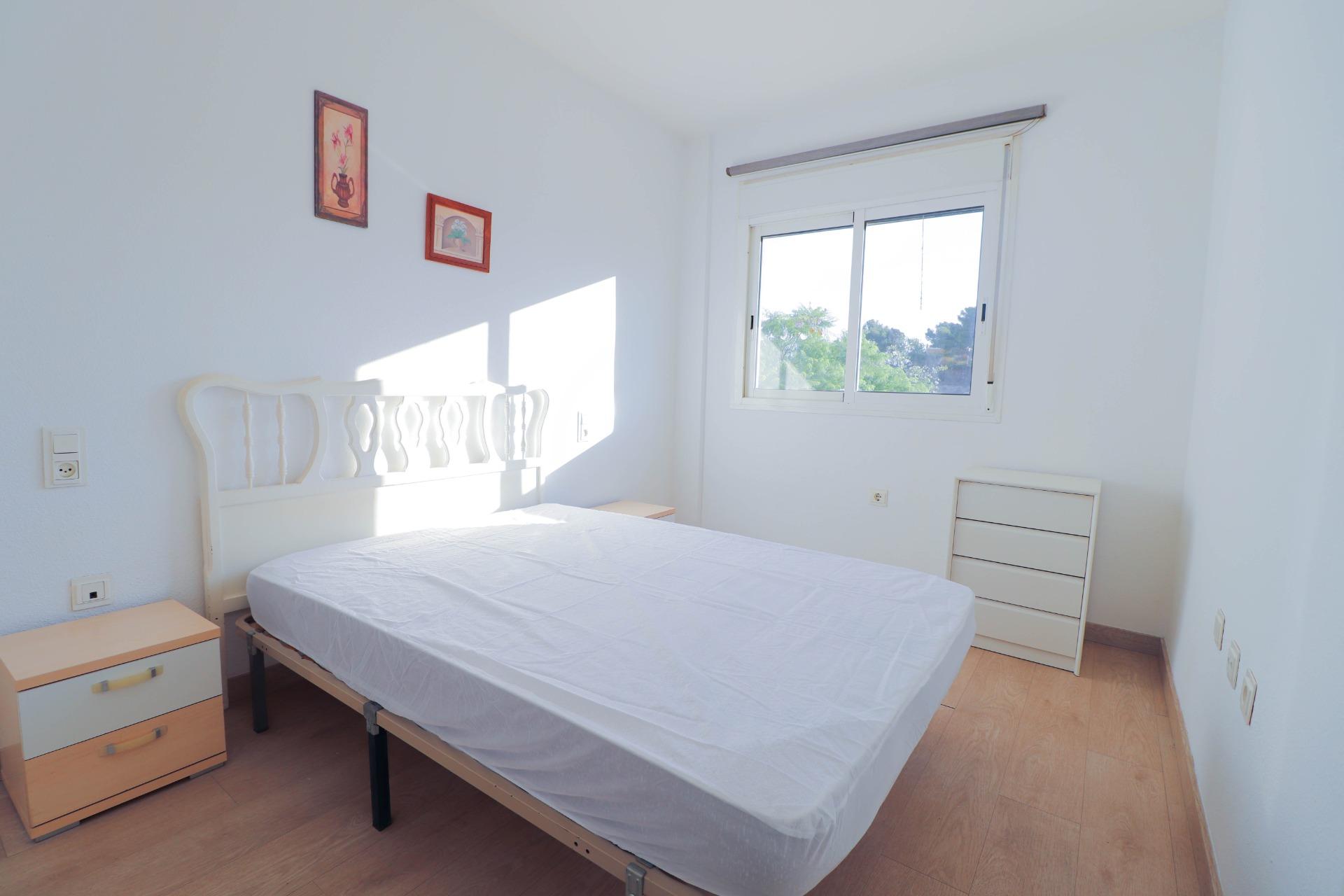SE ALQUILA PRECIOSO APARTAMENTO EN VILLAINÉS