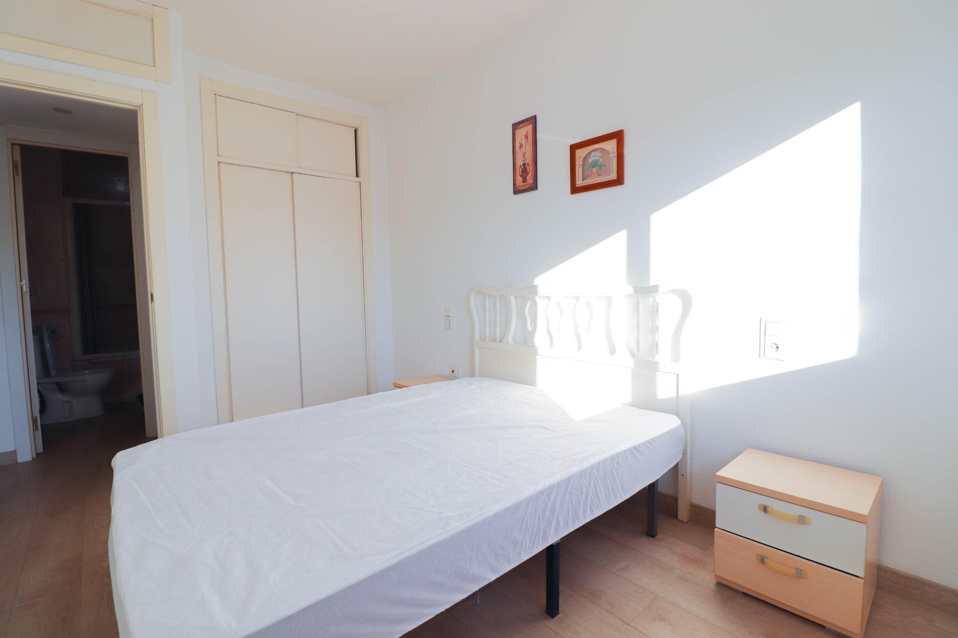 SE ALQUILA PRECIOSO APARTAMENTO EN VILLAINÉS