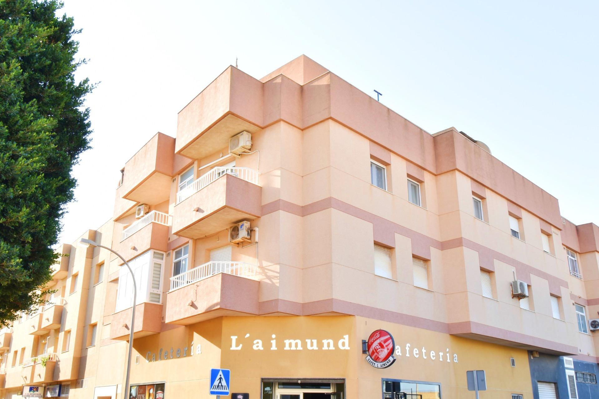 Piso en Ejido Norte con Plaza de Garaje ¡Oportunidad Única!
