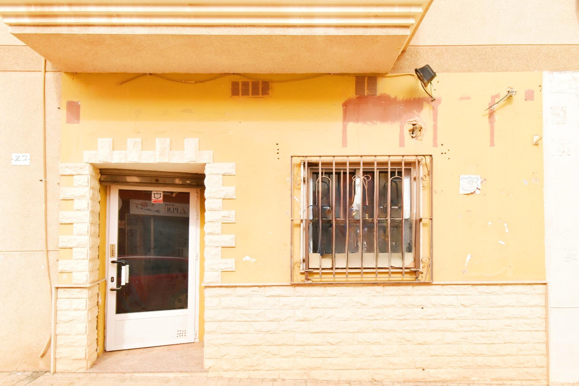 Se vende local comercial en Las Norias de Daza – Ubicación céntrica