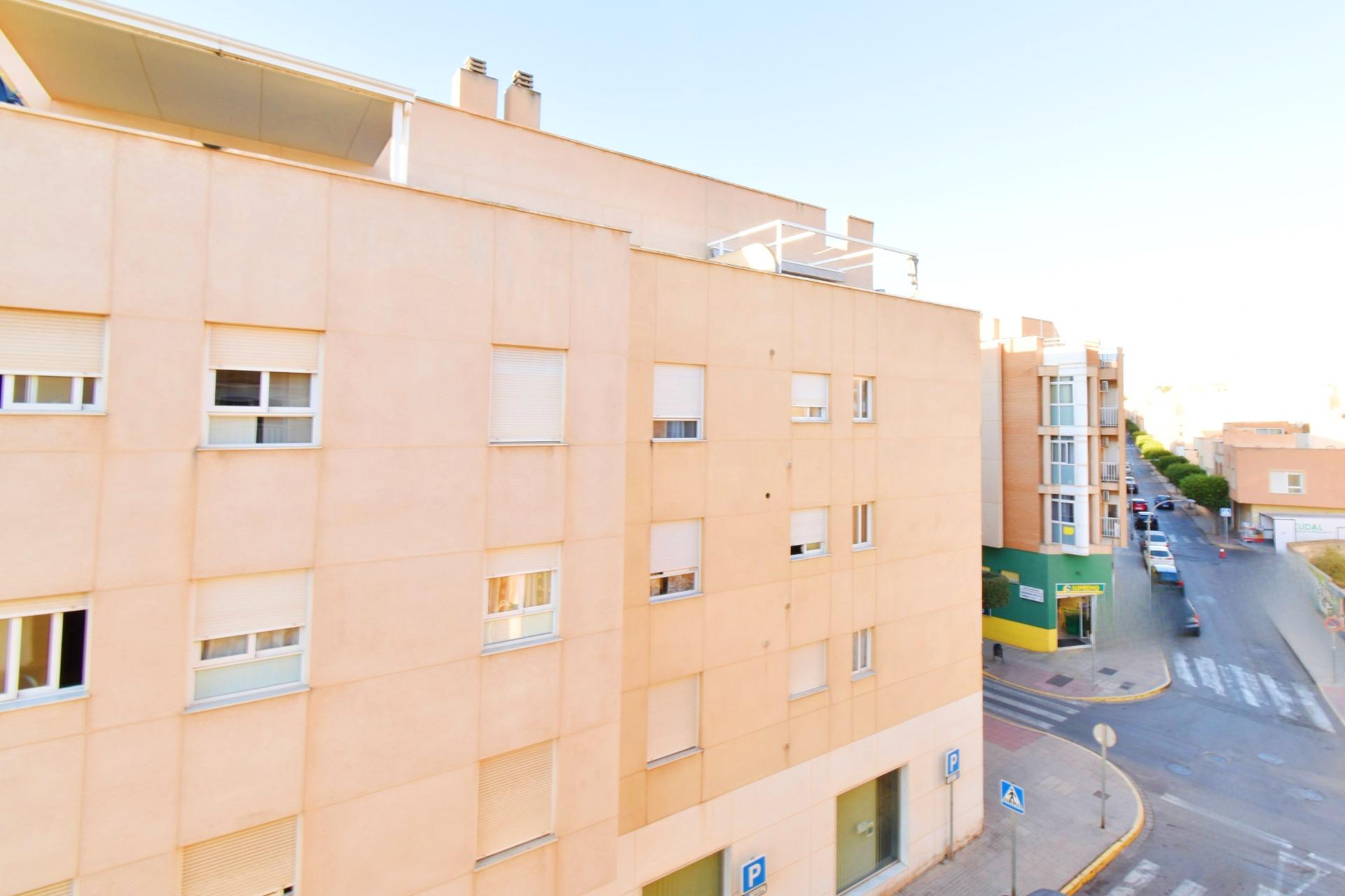 Piso de 3 dormitorios zona pabellón en El Ejido foto 5 Piso de 3 dormitorios zona pabellón