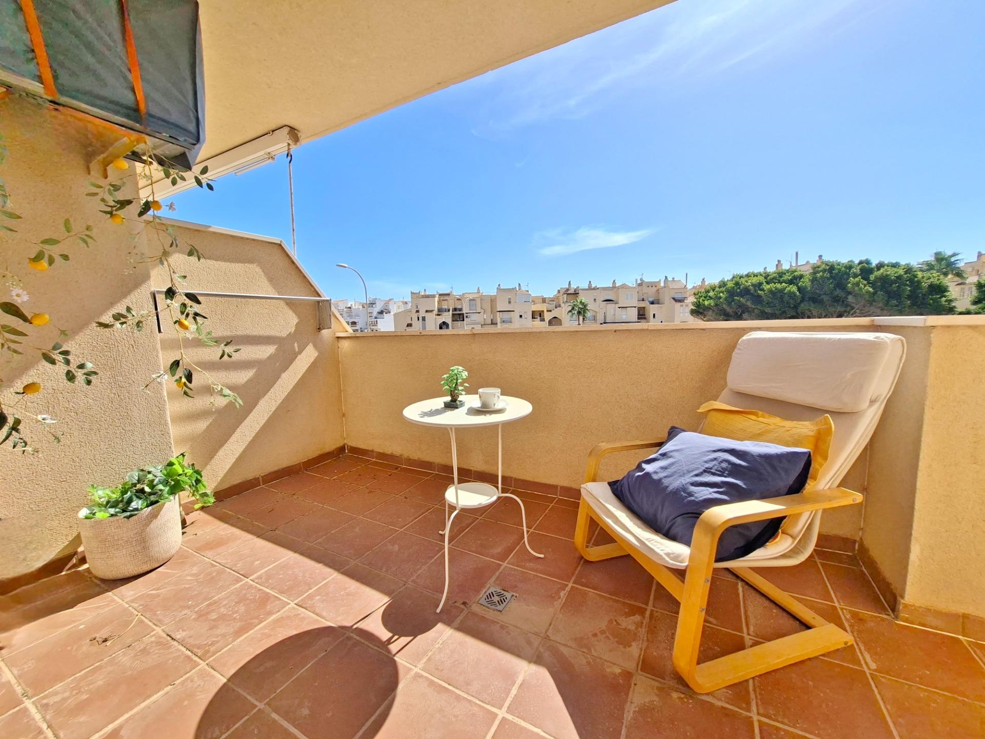 Apartamento a escasos metros de la playa y del paseo marítimo