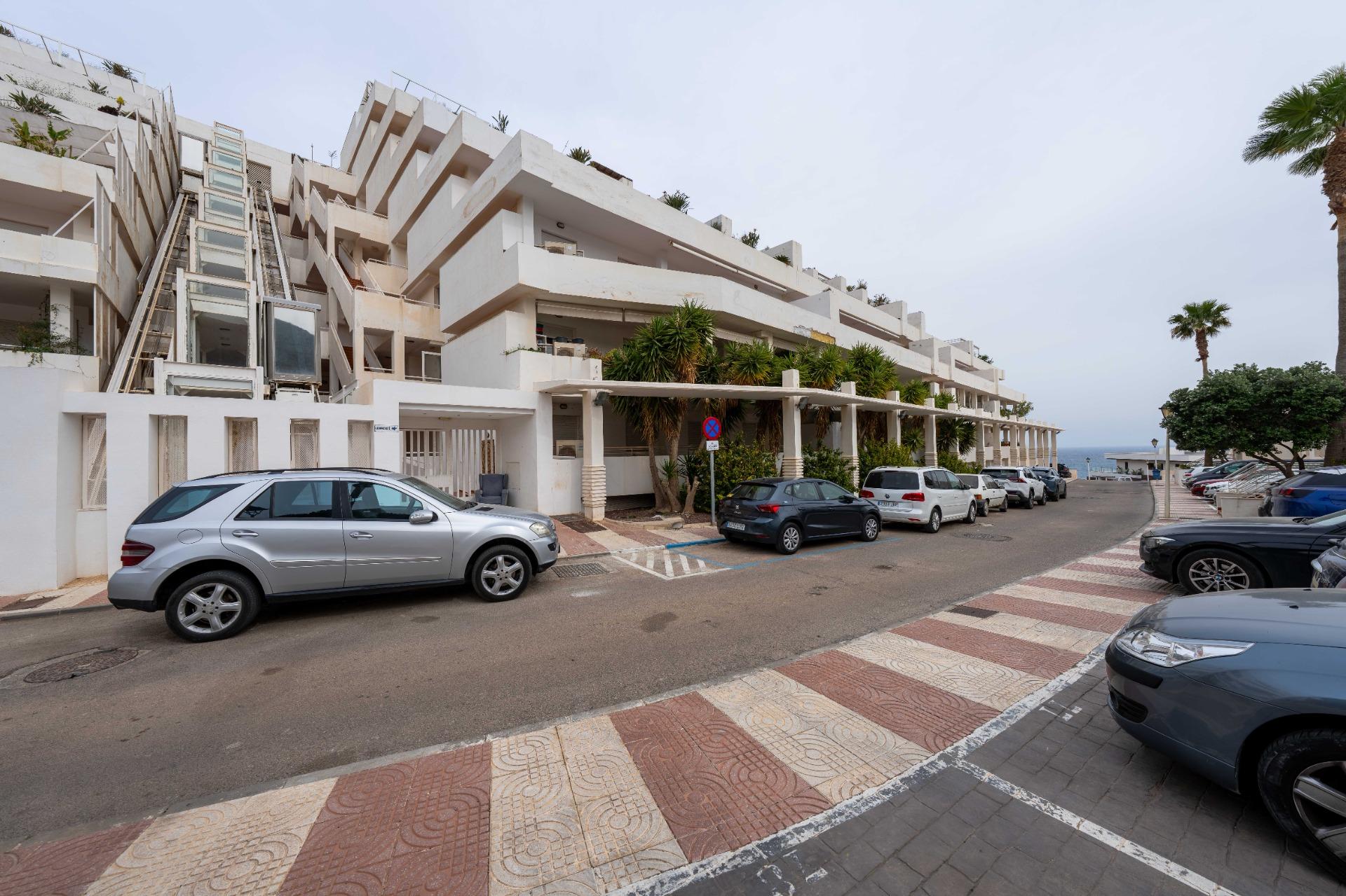 Cómoda Plaza de Parking exterior en Residencial Las Tortugas en Carboneras foto 4 Cómoda Plaza de Parking exterior en Residencial Las Tortugas