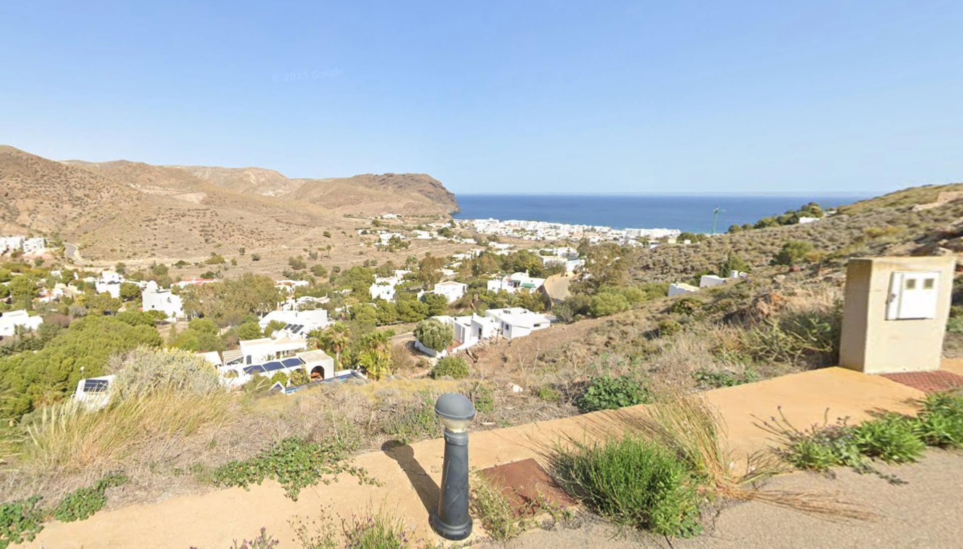 PARCELA URBANA EN LA MEJOR ZONA DE LAS NEGRAS CON VISTAS INIGUALABLES