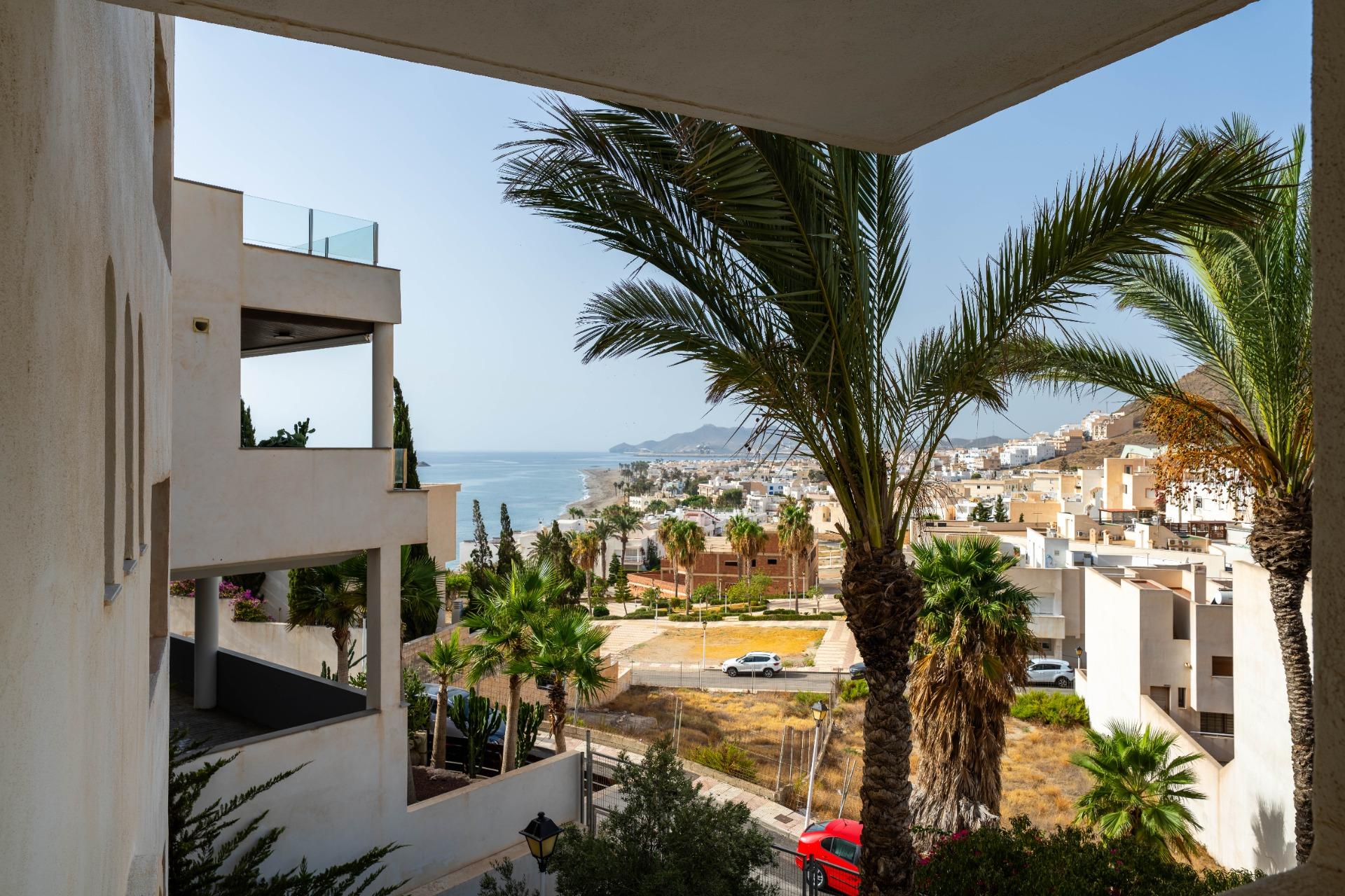 Maravilloso apartamento con vistas al mar en Carboneras