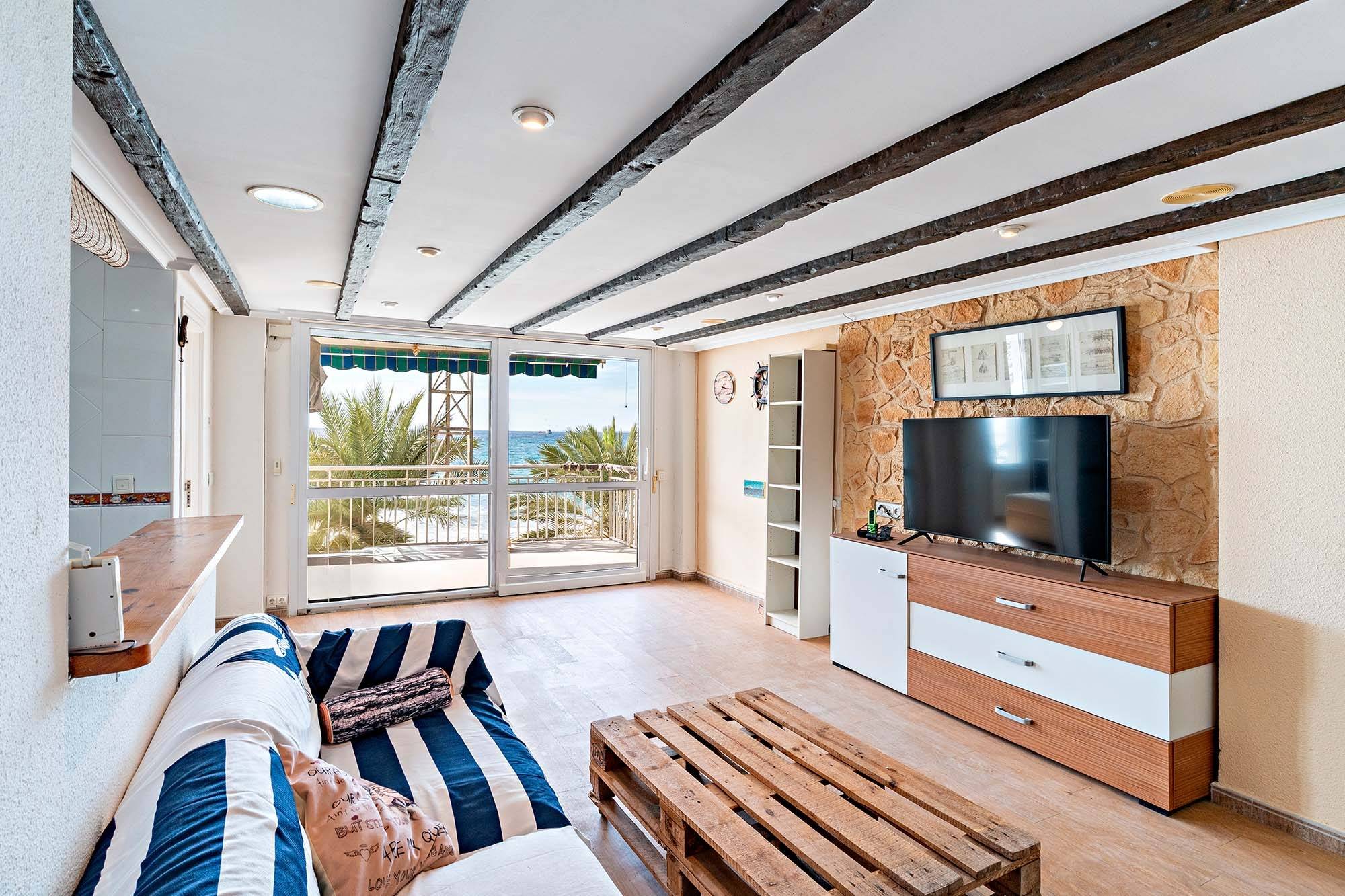 Piso en alquiler para familia que quiera vivir de vacaciones todo el año...