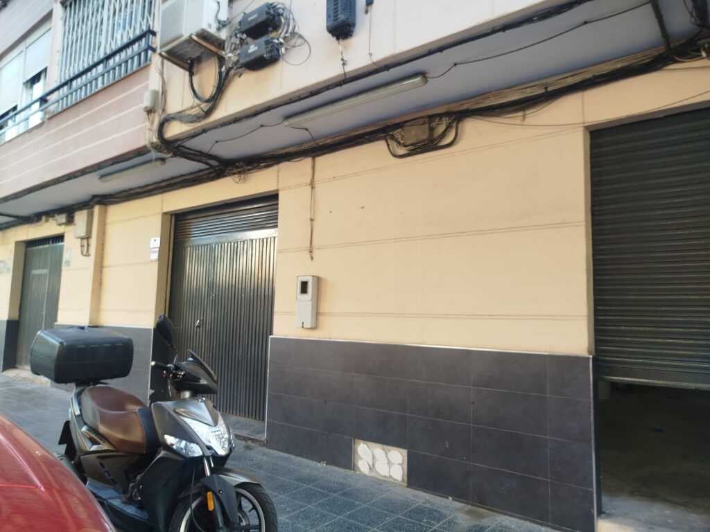 Local comercial en Venta en Almería Almería