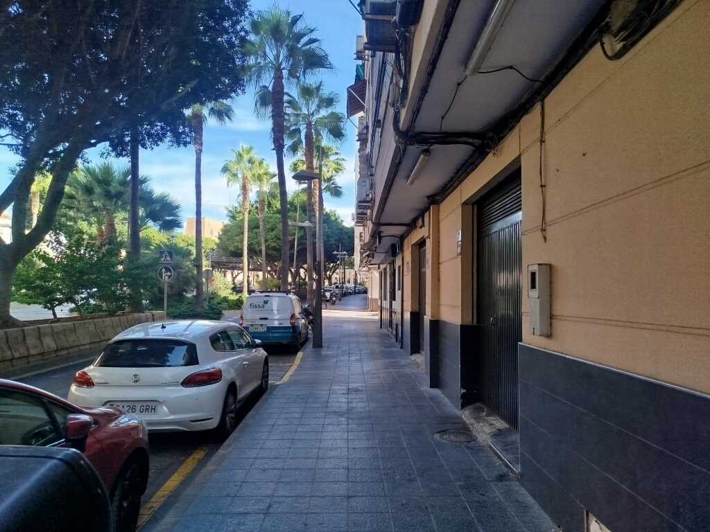 Local comercial en Venta en Almería Almería