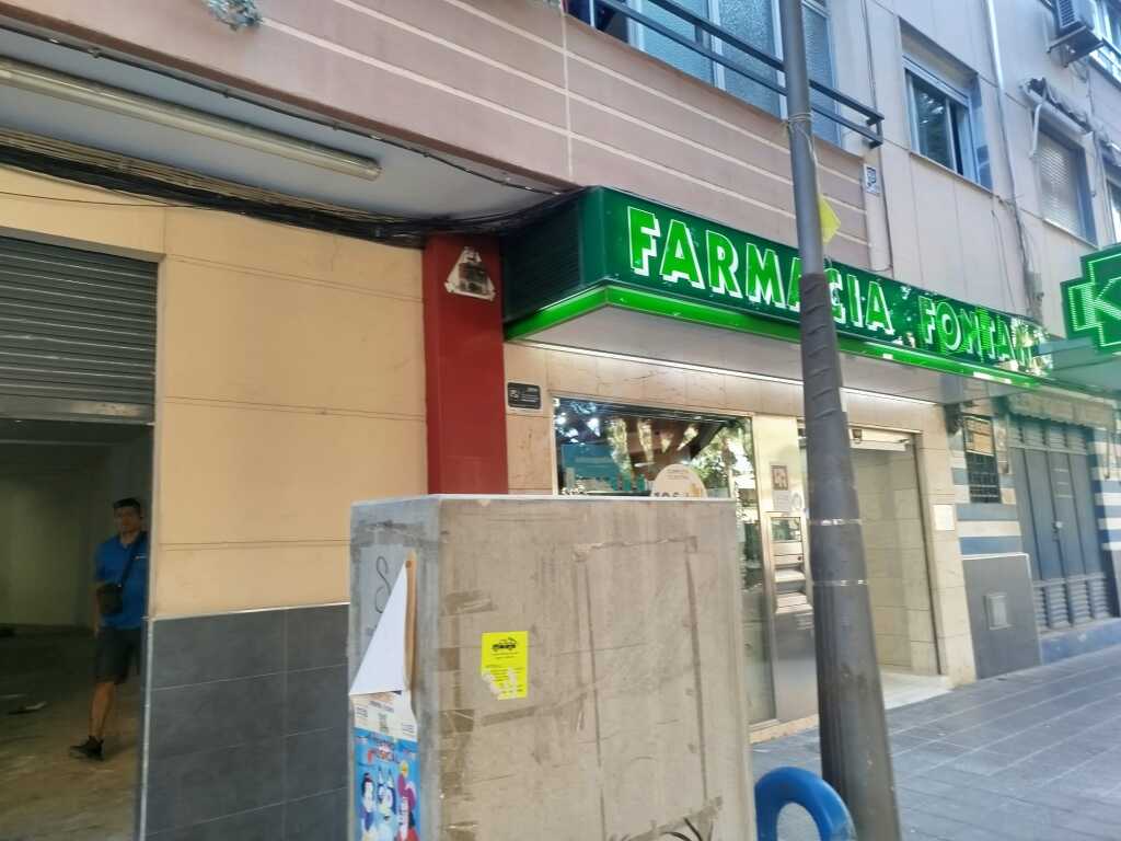 Local comercial en Venta en Almería Almería