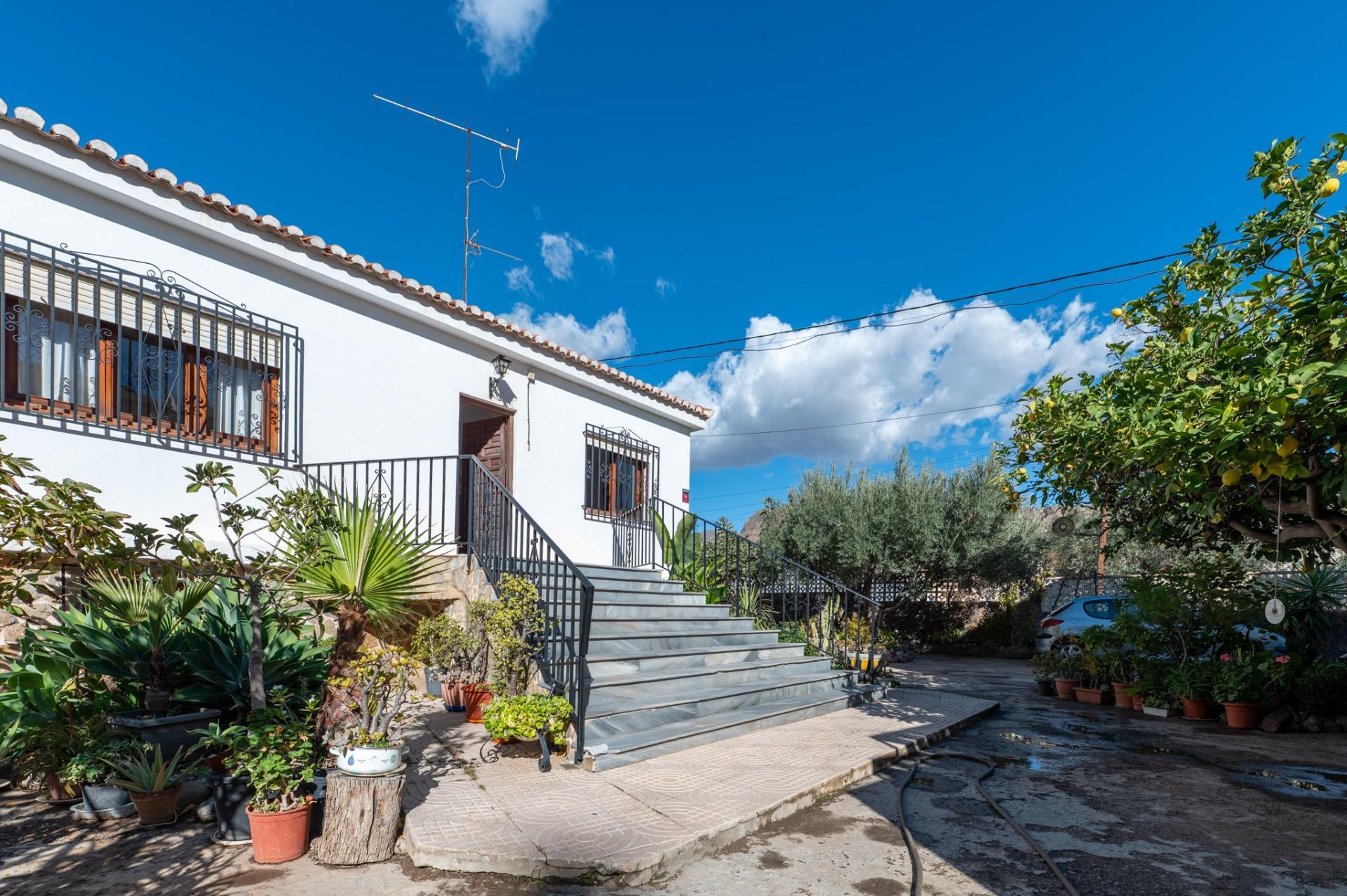 VIVIENDA DE PLANTA BAJA EN AGUADULCE CENTRO