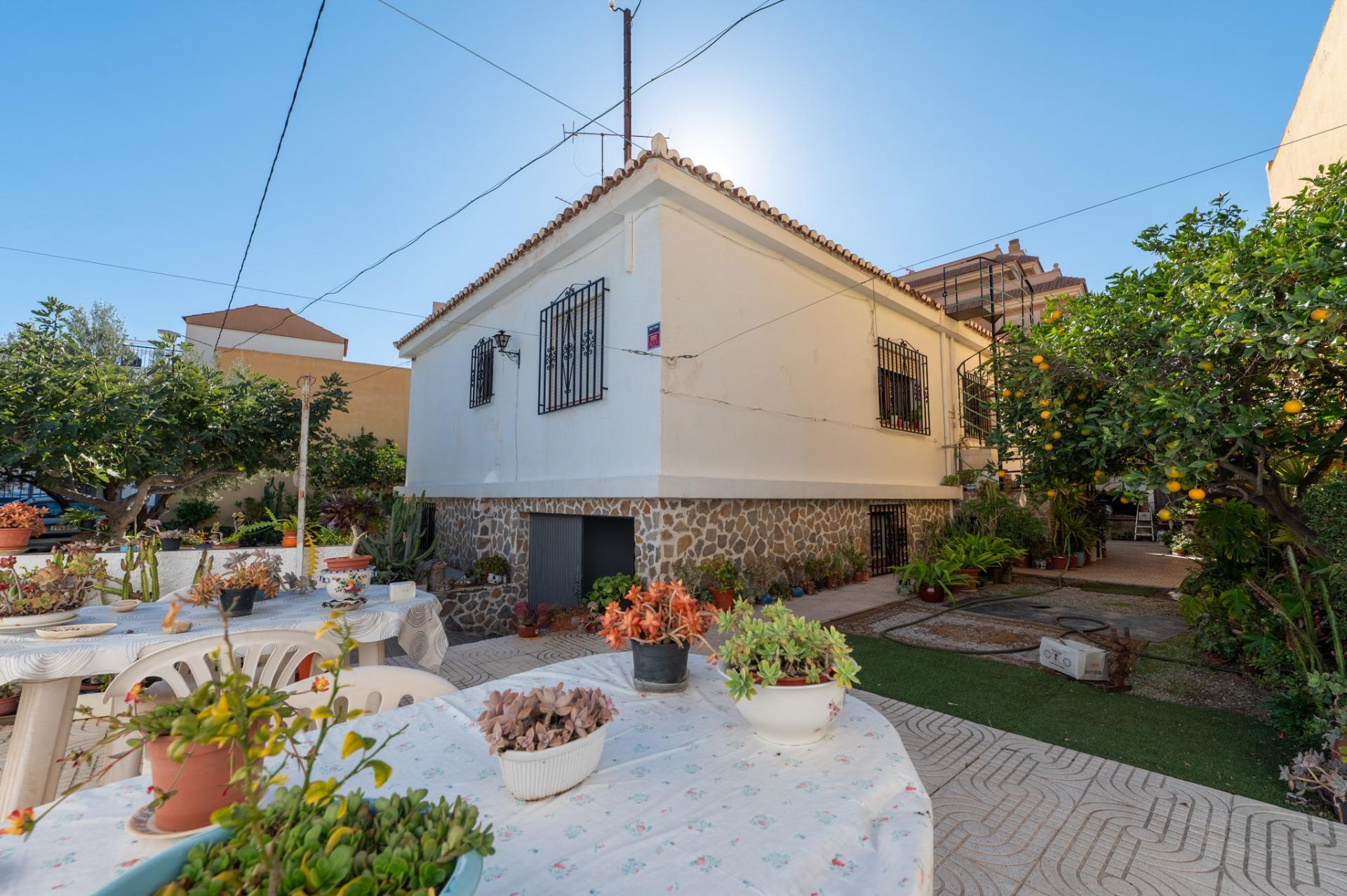 VIVIENDA DE PLANTA BAJA EN AGUADULCE CENTRO