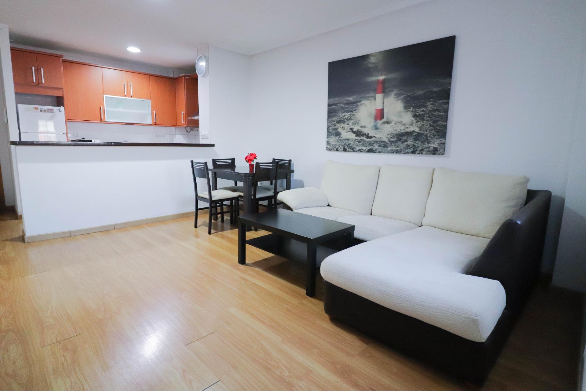 ÁTICO EN ALQUILER EN RAMBLA AMATISTEROS – LARGA TEMPORADA en Almeria foto 5 ÁTICO EN ALQUILER EN RAMBLA AMATISTEROS – LARGA TEMPORADA