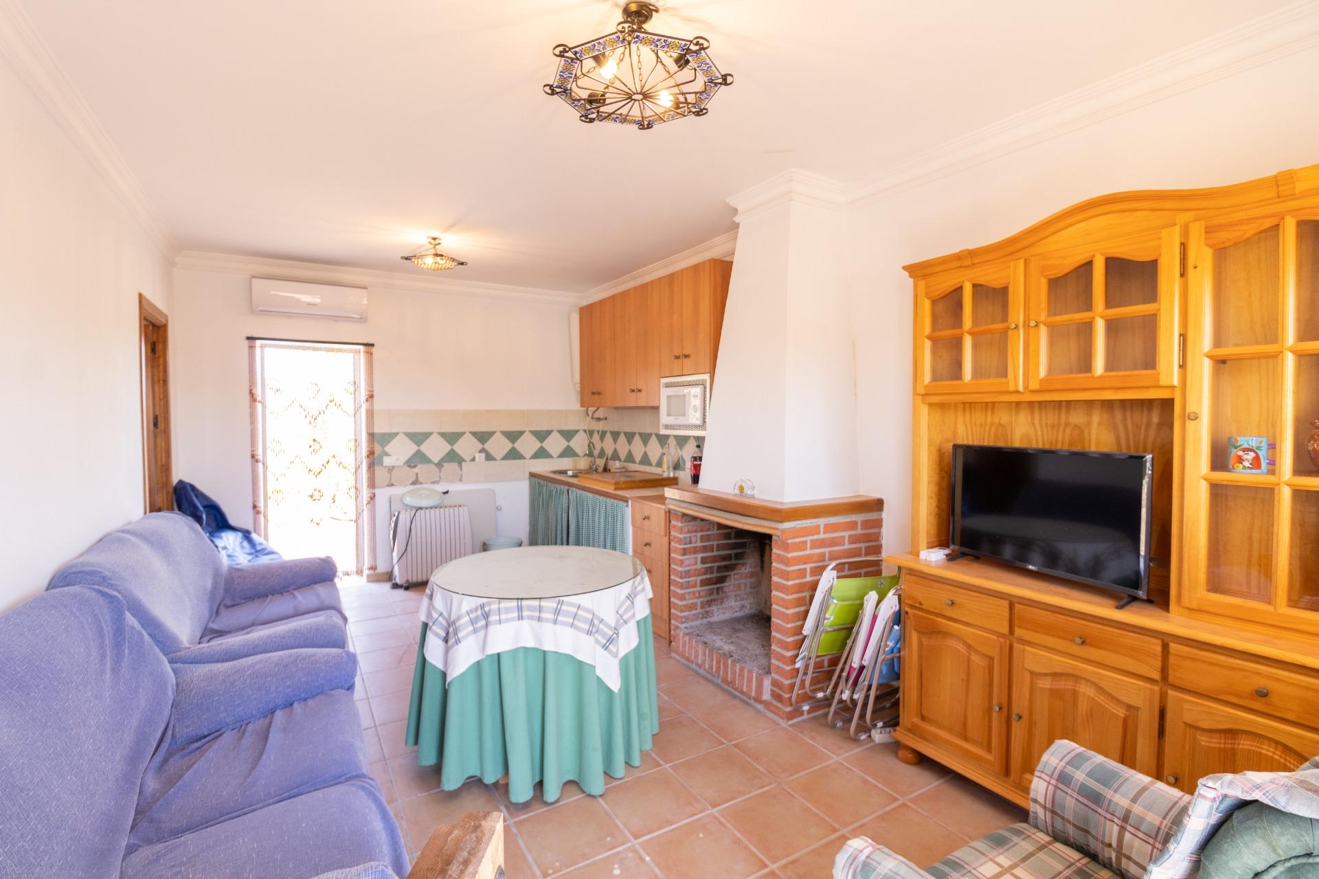 PARCELA EN SORBAS CON CORTIJITO