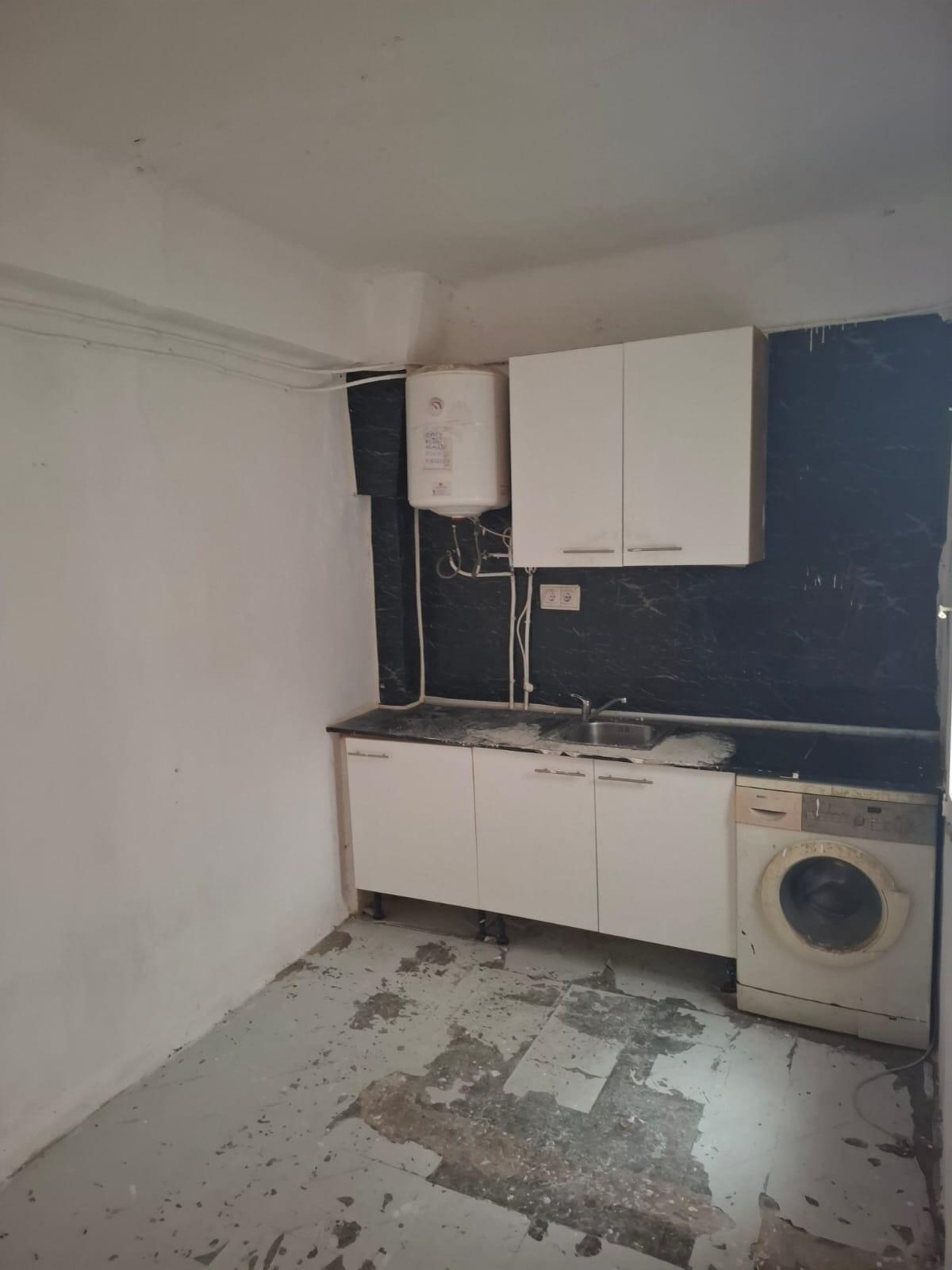 OPORTUNIDAD EN ROQUETAS DE MAR – 2 DORMITORIOS EN EL CENTRO en Roquetas de Mar foto 4 OPORTUNIDAD EN ROQUETAS DE MAR - 2 DORMITORIOS EN EL CENTRO