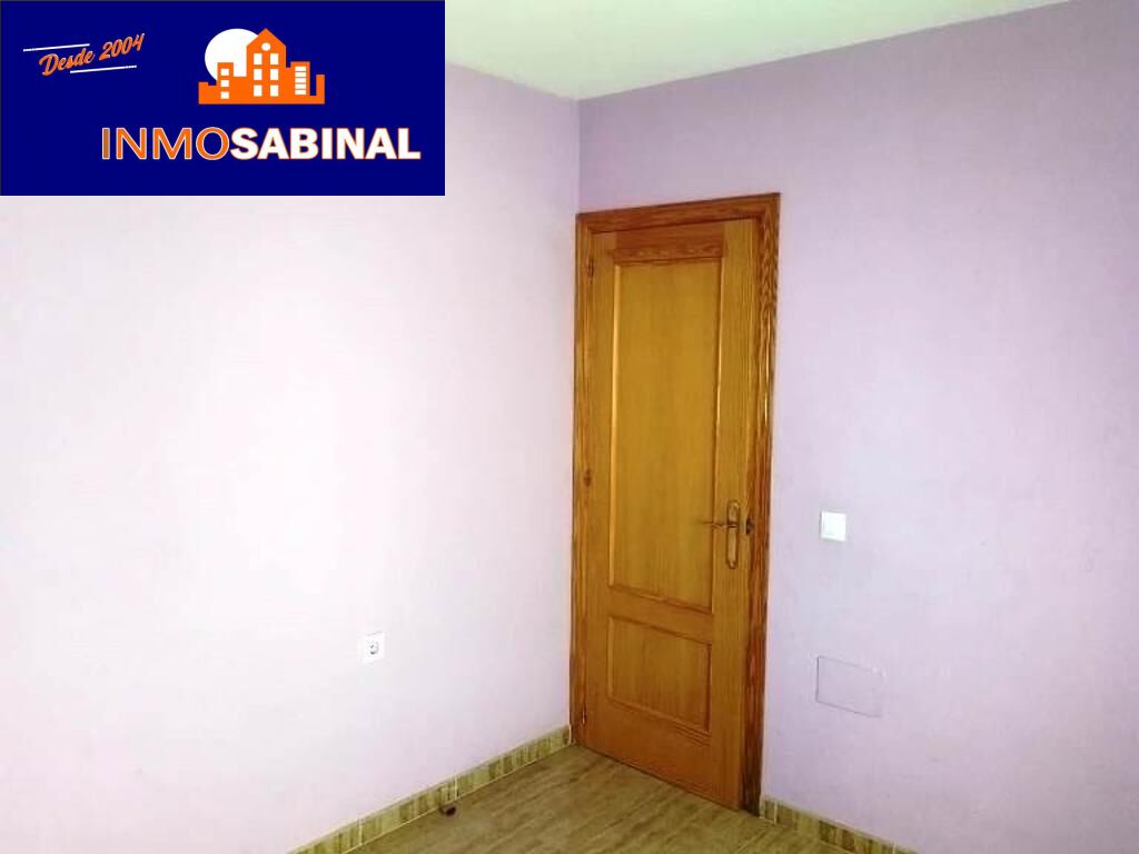 Amplio y Luminoso Piso en La Gangosa Amplio y Luminoso Piso en La Gangosa