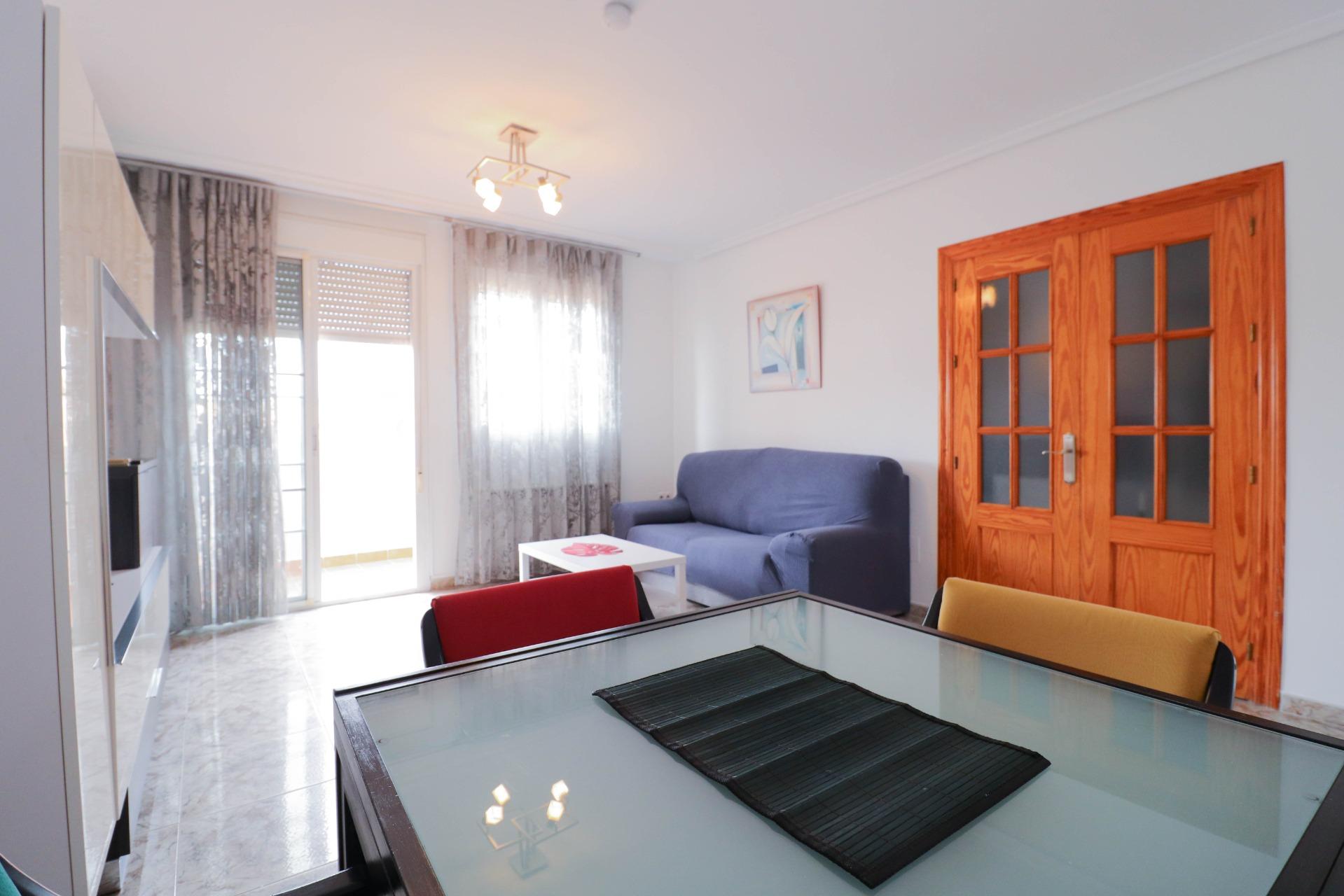 PISO EN ALQUILER – LARGA TEMPORADA