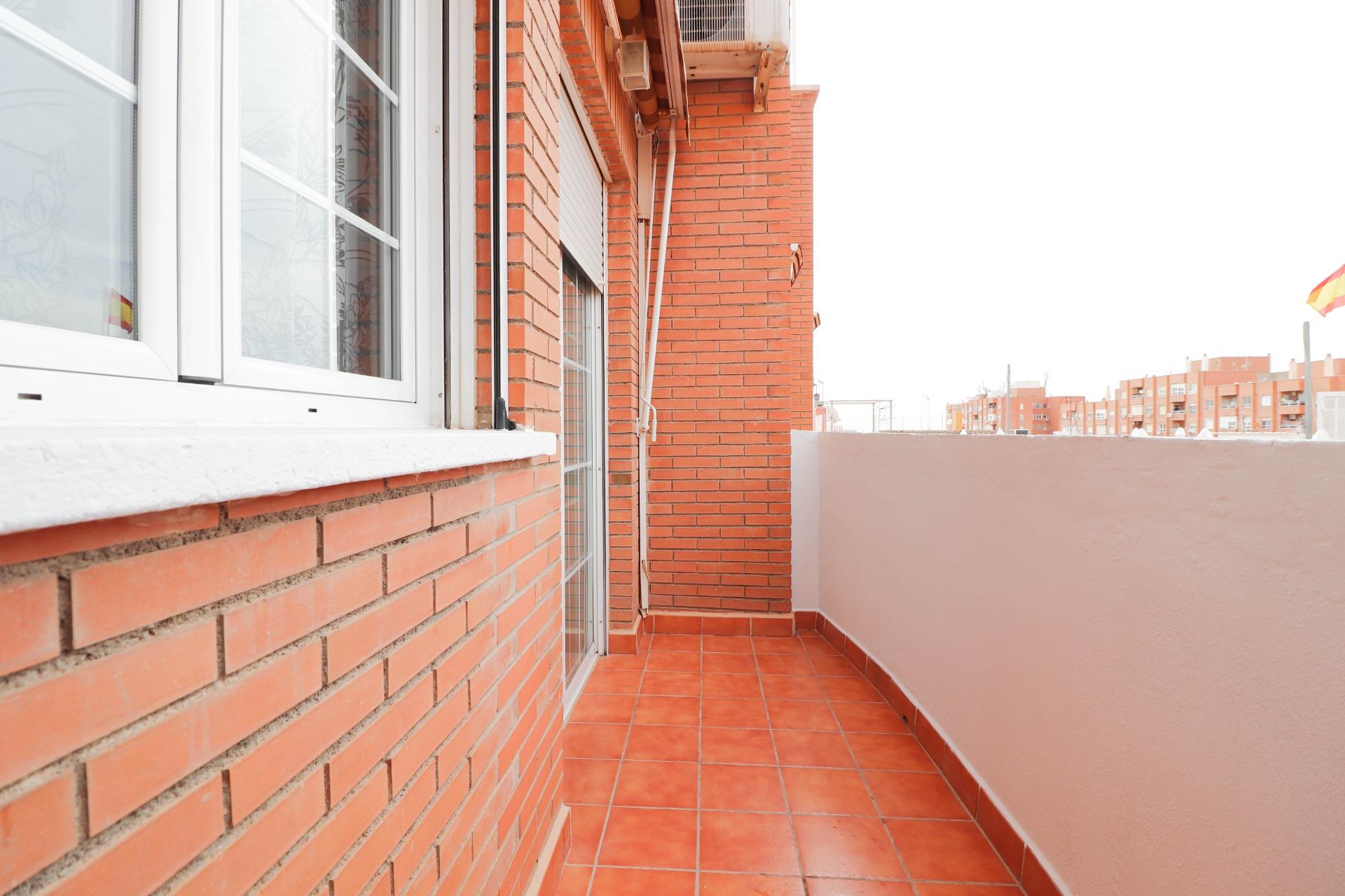 PISO EN ALQUILER – LARGA TEMPORADA