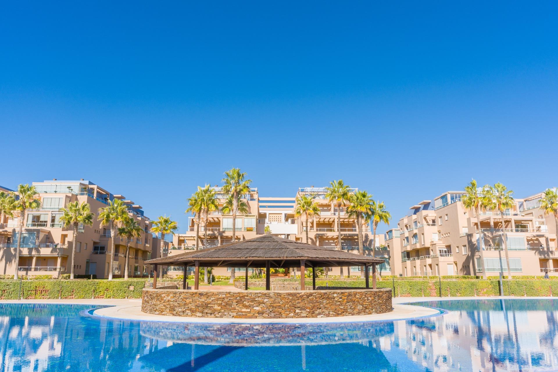 Bienvenidos al paraíso en Almerimar