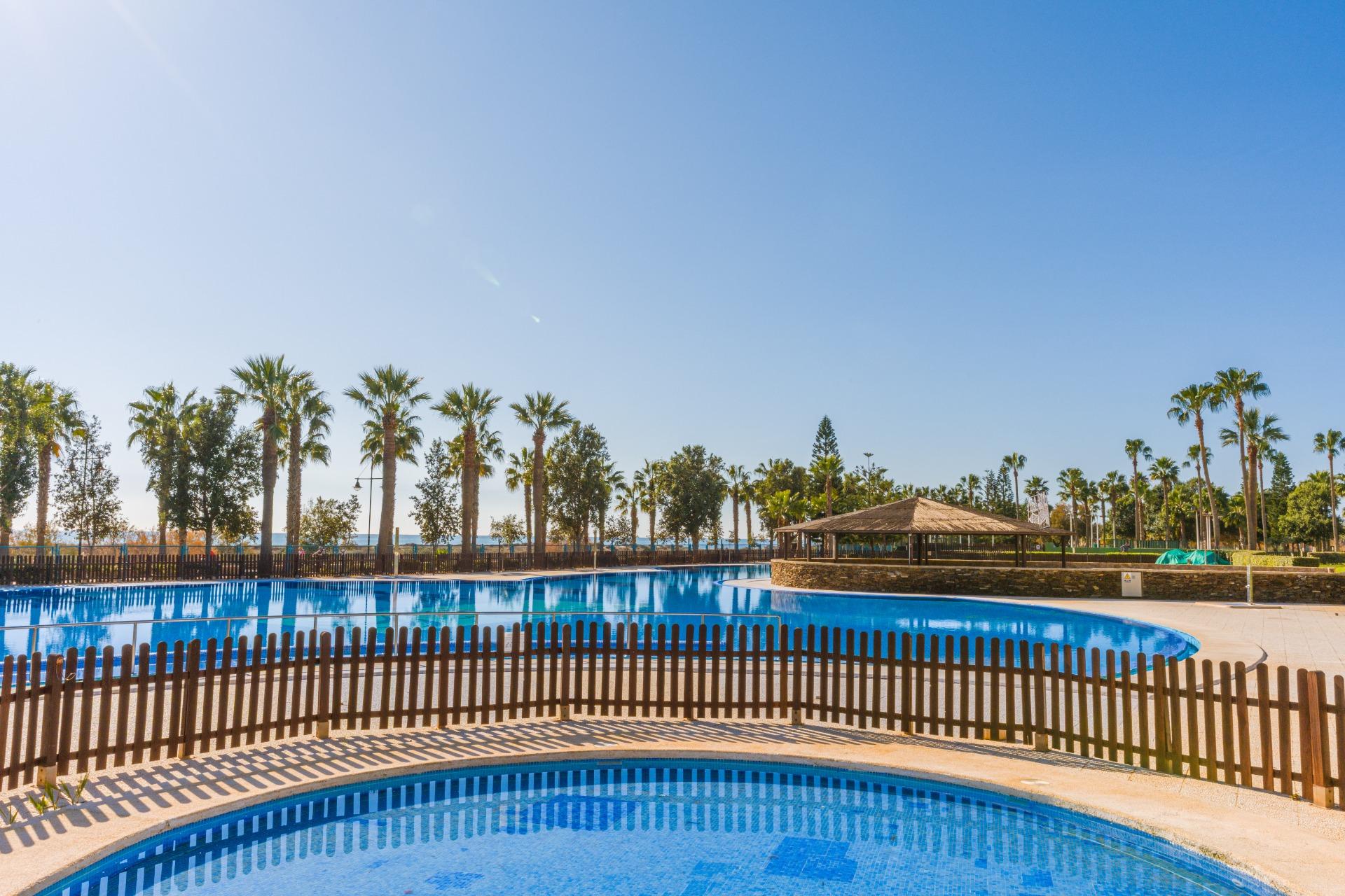 Bienvenidos al paraíso en Almerimar