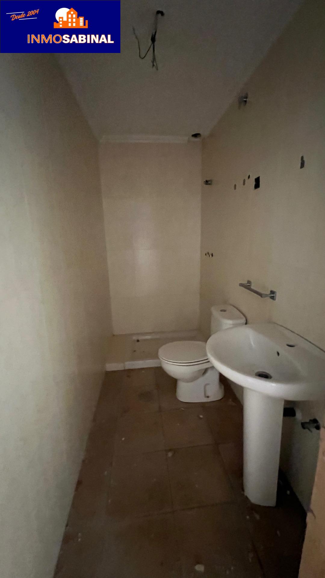 CASA EDIFICIO CON GRAN GARAJE Y ESTUDIO en Almeria foto 3 CASA EDIFICIO CON GRAN GARAJE Y ESTUDIO