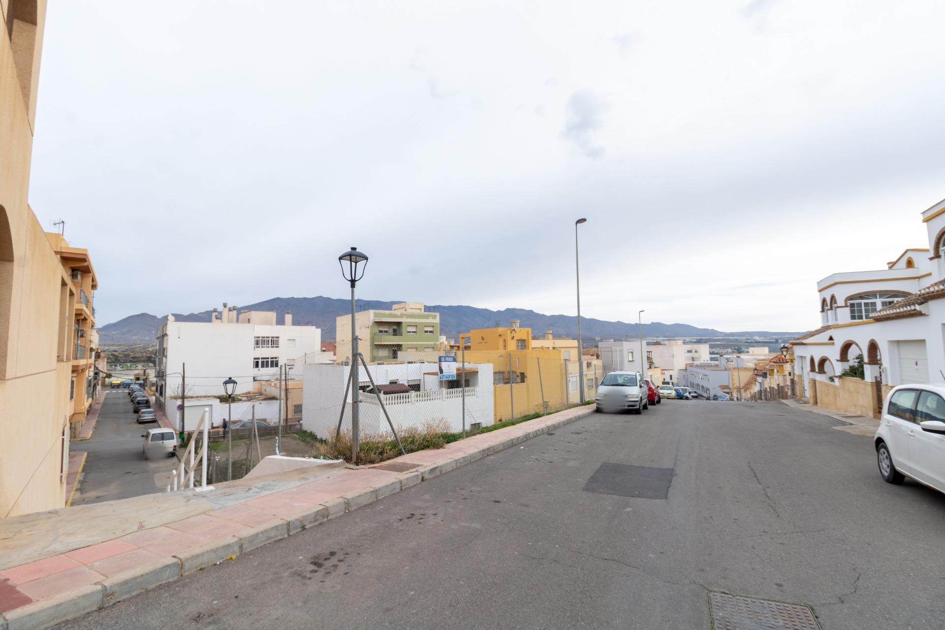 TERRENO URBANO EN BENAHADUX