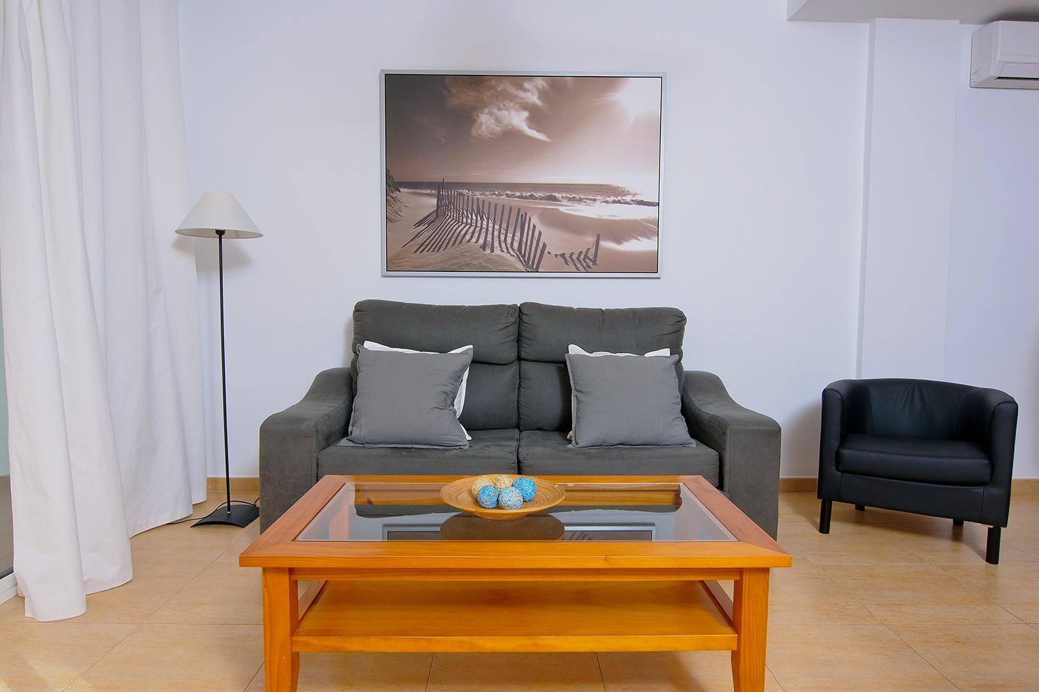 ✨ Exclusivo piso en primera línea de playa en Carboneras