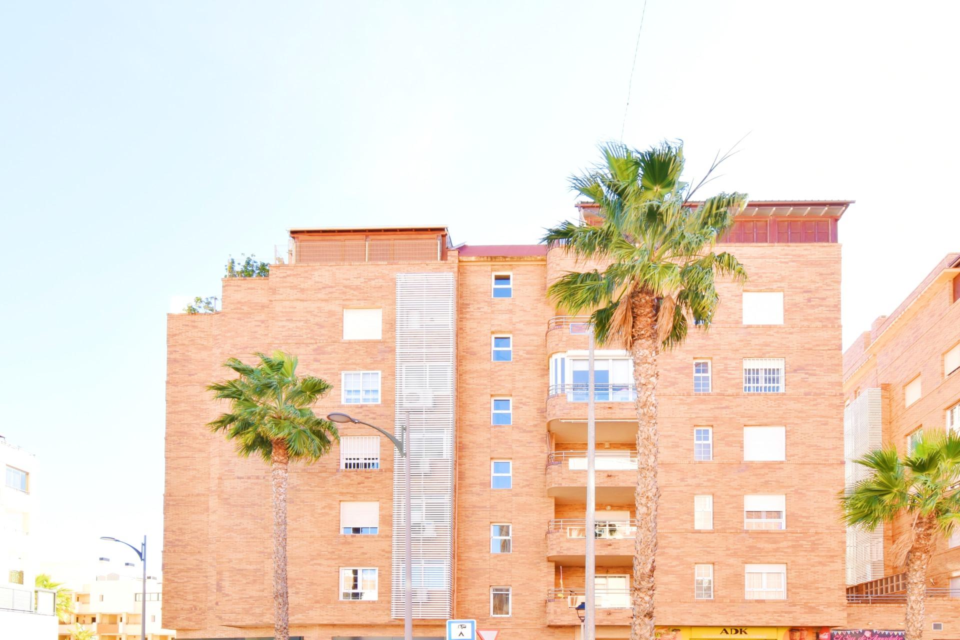 Vivienda familiar con terraza