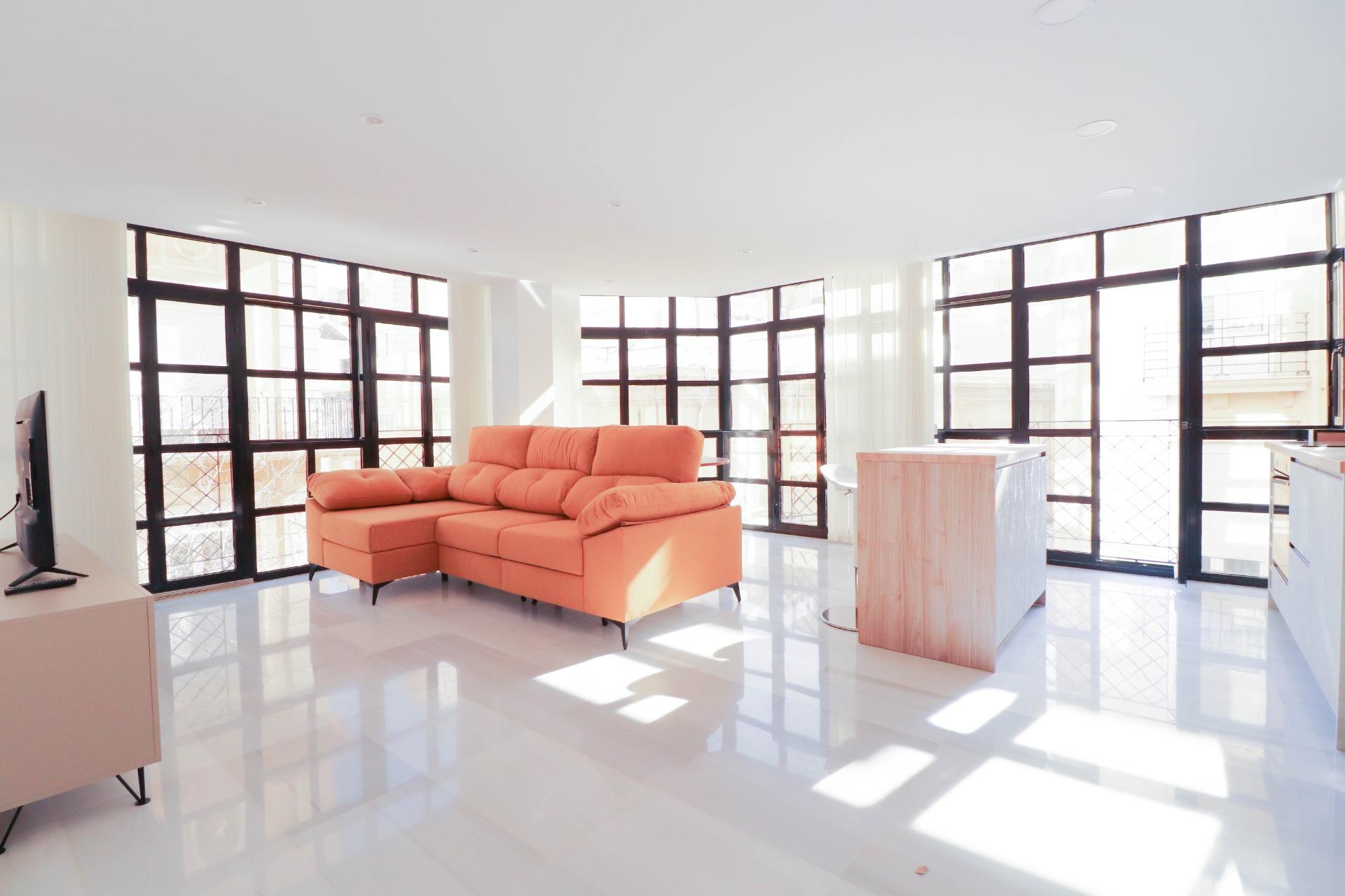 ✨  ¡APARTAMENTO DE LUJO EN PLENO CENTRO DE ALMERÍA!  ️