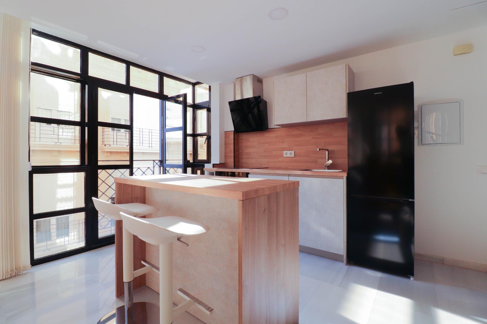 ✨  ¡APARTAMENTO DE LUJO EN PLENO CENTRO DE ALMERÍA!  ️