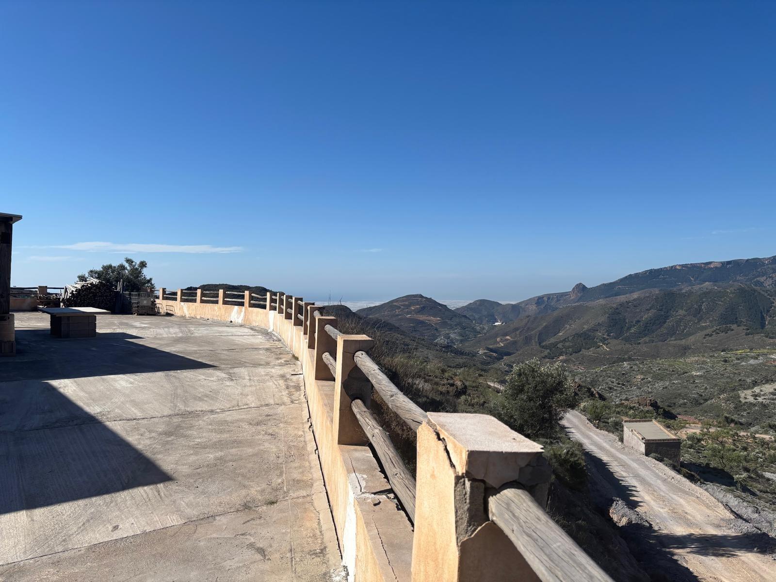 Terreno rústico en venta a 3 minutos de Félix – 8.000 m2