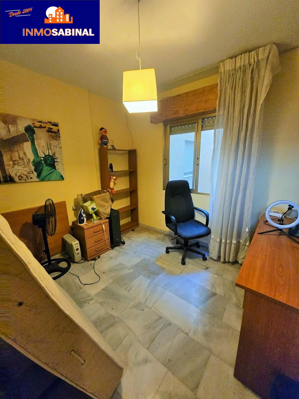 Amplio y luminoso piso en el centro de Roquetas de Mar