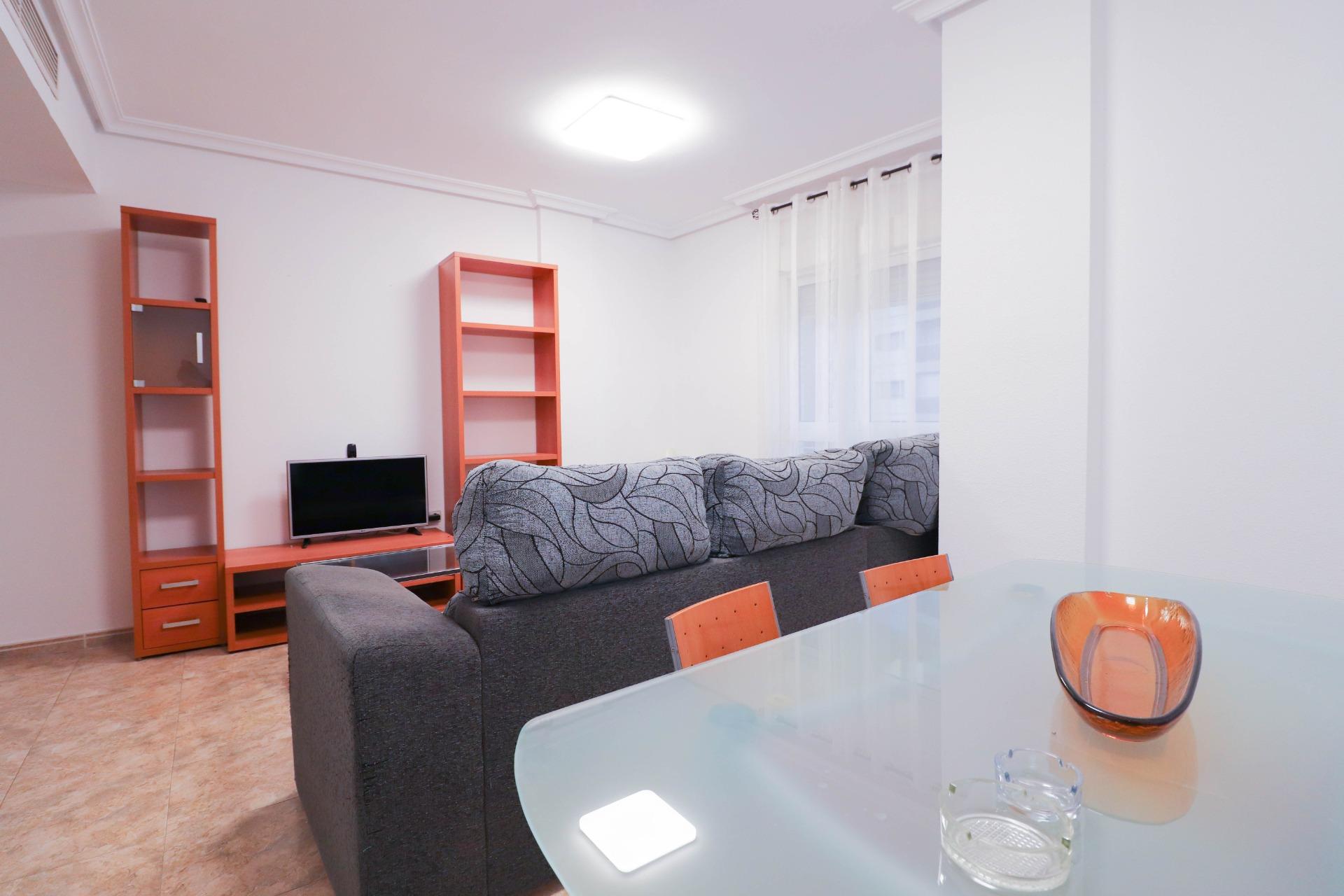 ALQUILER LARGA TEMPORADA + GARAJE INCLUIDO – ZONA ALCAMPO / CALLE ITALIA (ALMERÍA) en Almeria foto 3 ALQUILER LARGA TEMPORADA + GARAJE INCLUIDO – ZONA ALCAMPO / CALLE ITALIA (ALMERÍA)